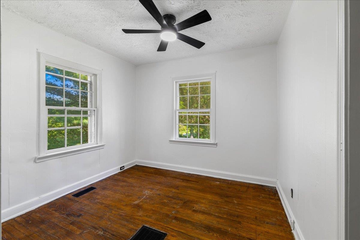 208 Magnolia Lane Narrows VA 24124