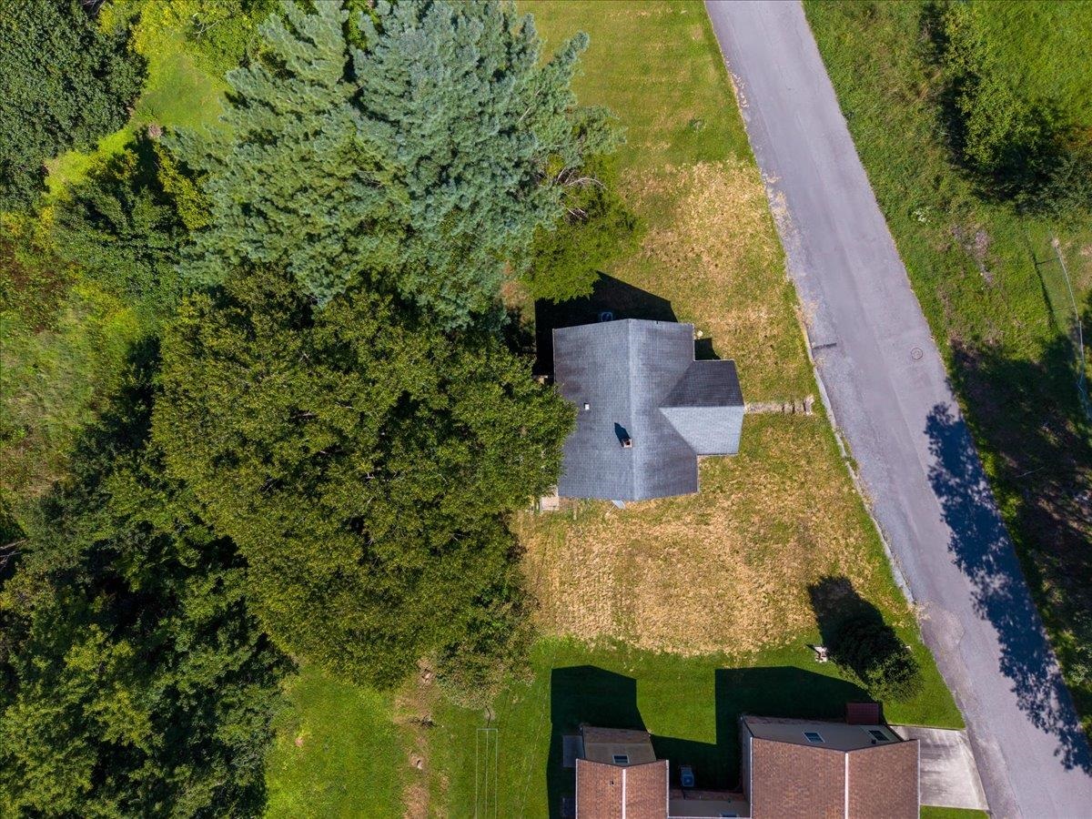 208 Magnolia Lane Narrows VA 24124