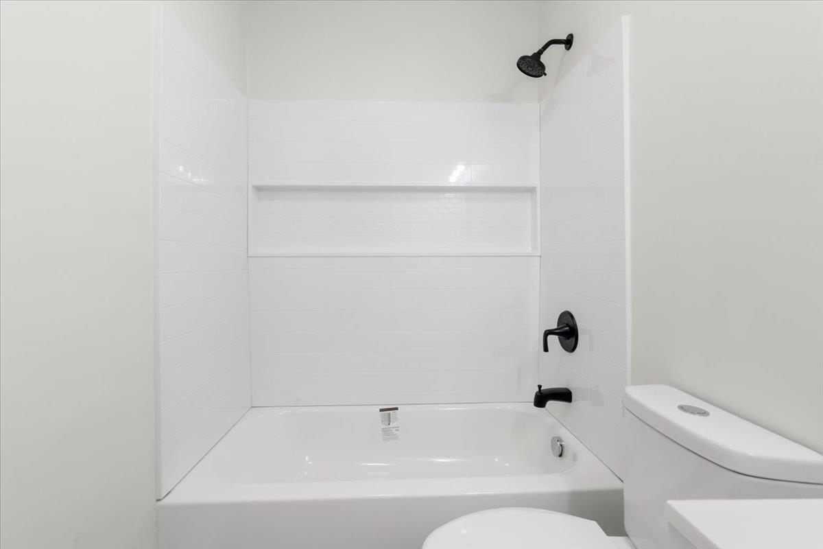 235 Lucas Street NE Christiansburg VA 24073