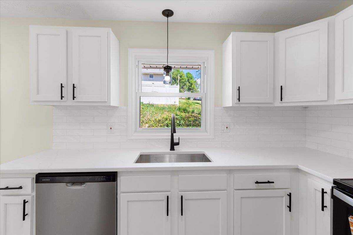 235 Lucas Street NE Christiansburg VA 24073