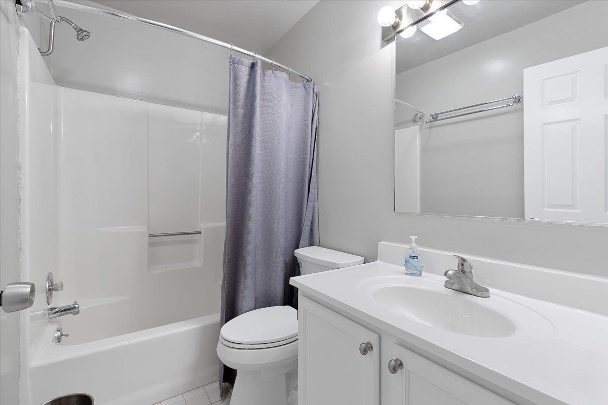 1409 Gladewood Drive Blacksburg VA 24060