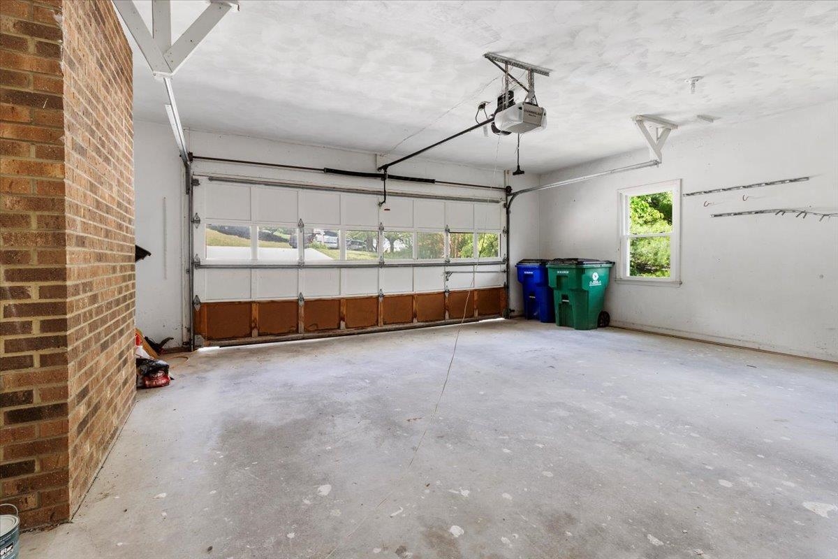 1409 Gladewood Drive Blacksburg VA 24060