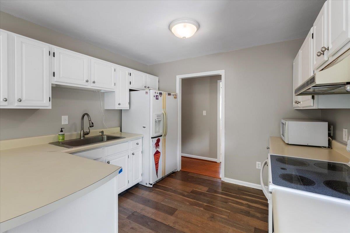 1409 Gladewood Drive Blacksburg VA 24060