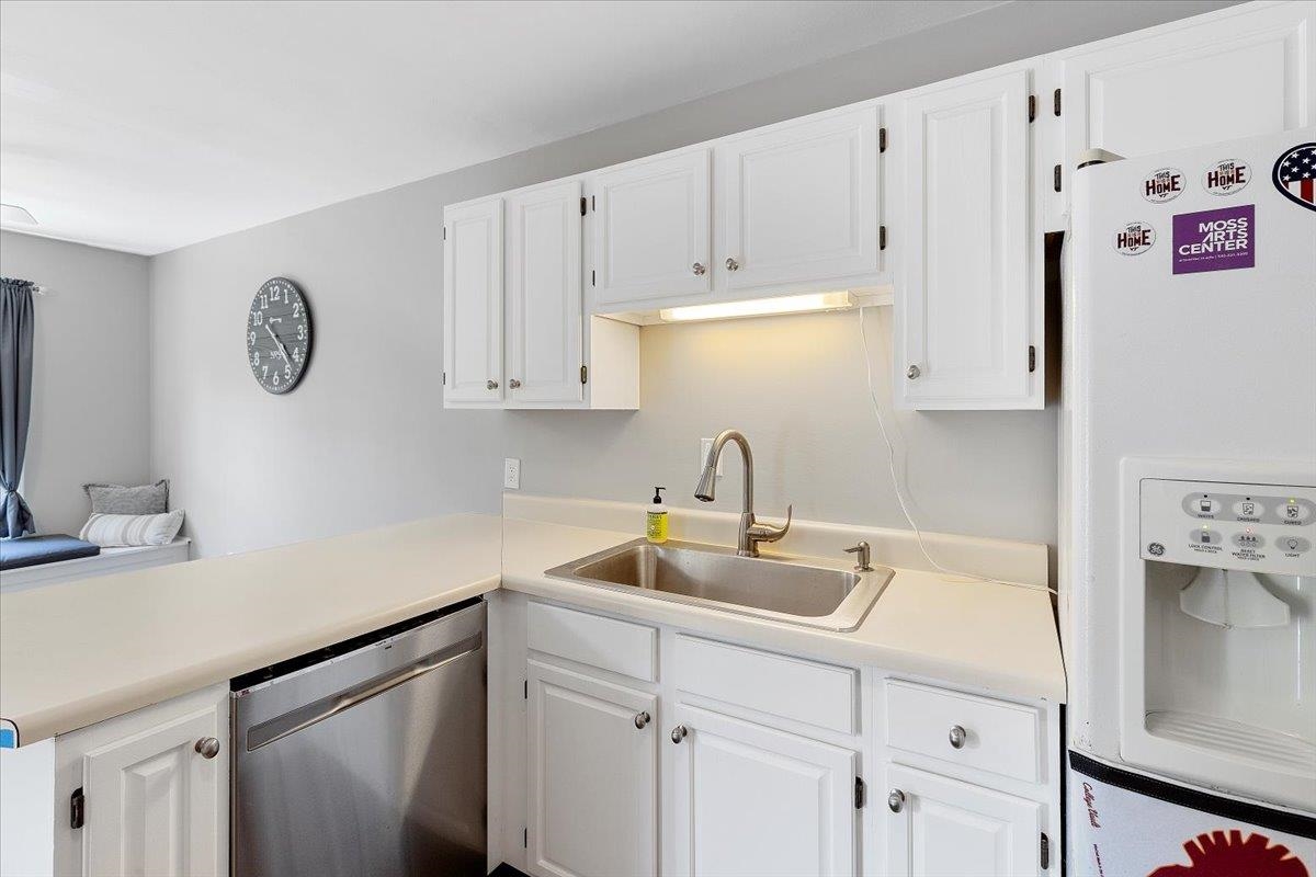 1409 Gladewood Drive Blacksburg VA 24060