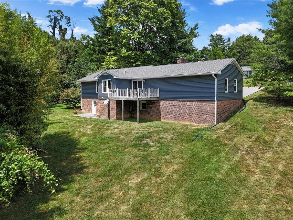 1409 Gladewood Drive Blacksburg VA 24060