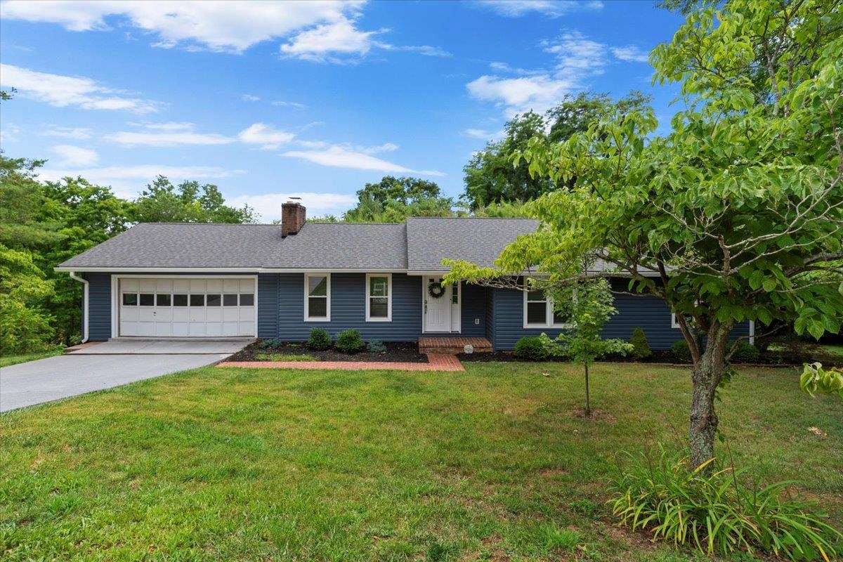 1409 Gladewood Drive Blacksburg VA 24060