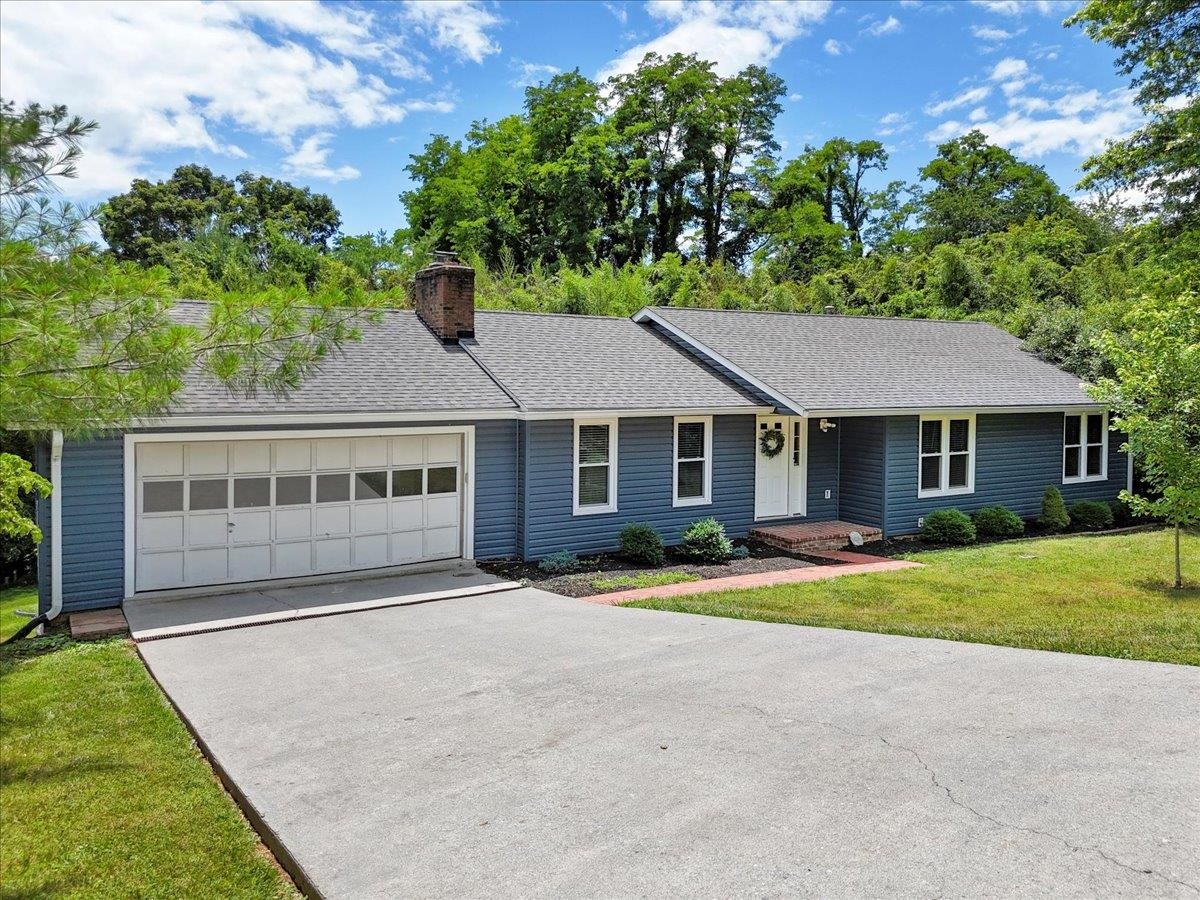 1409 Gladewood Drive Blacksburg VA 24060