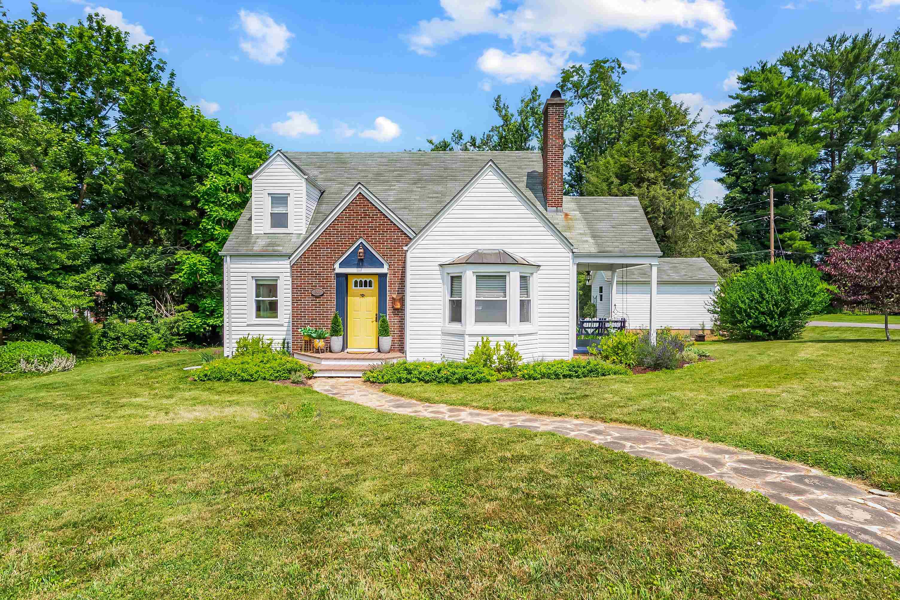 501 6th Street Radford VA 24141