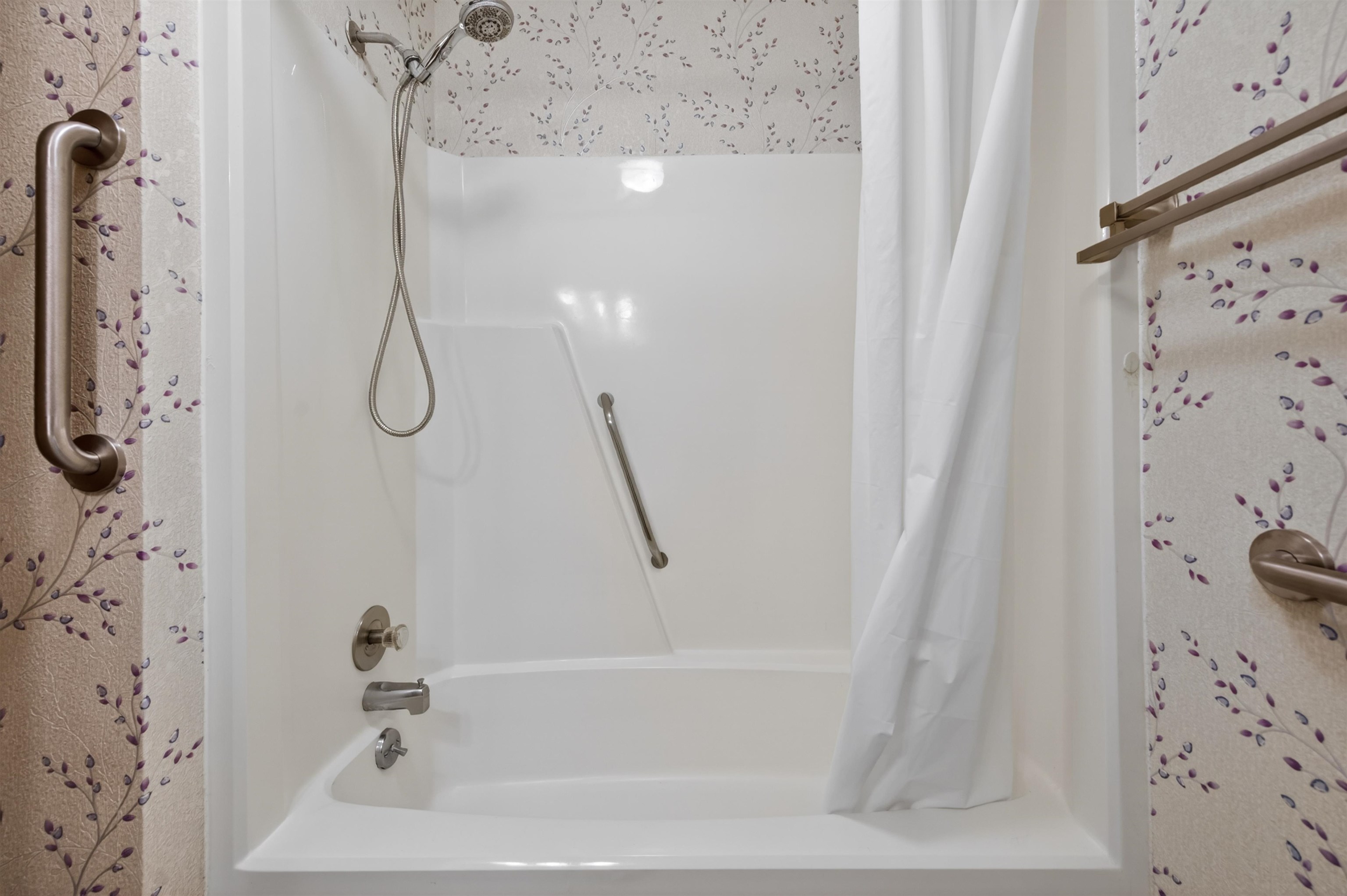 660 Mcdaniel Drive Christiansburg VA 24073