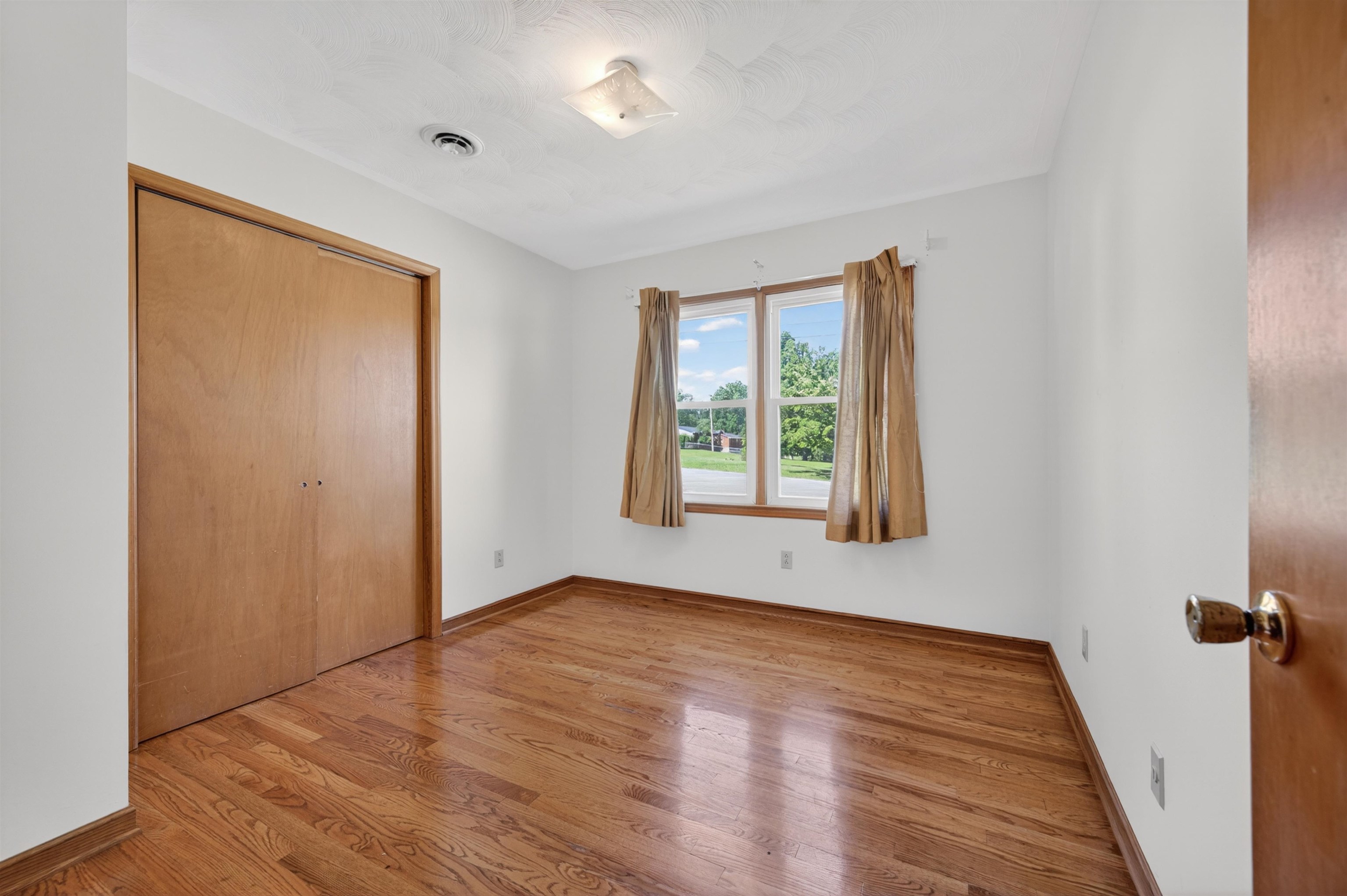 660 Mcdaniel Drive Christiansburg VA 24073