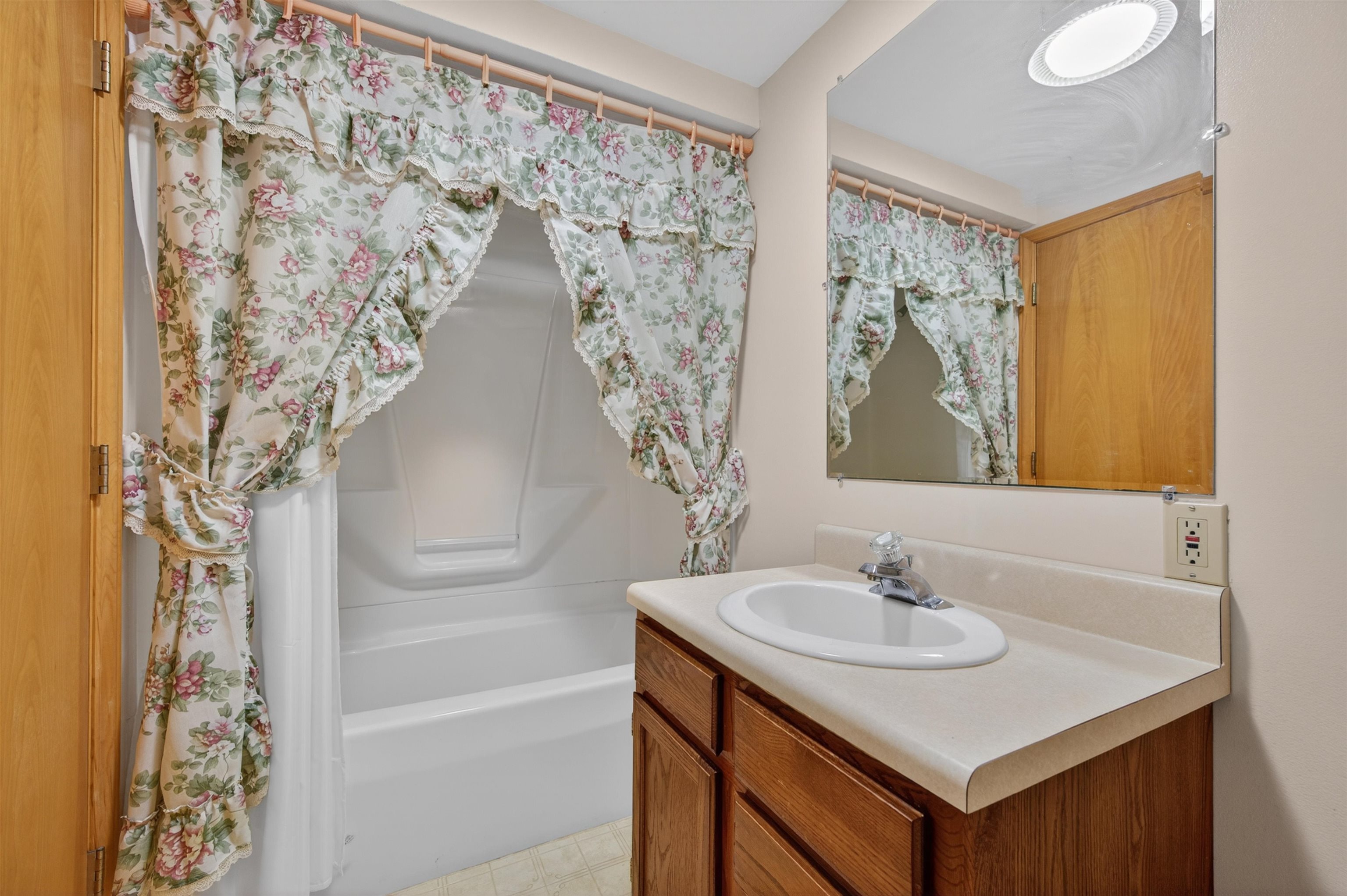 660 Mcdaniel Drive Christiansburg VA 24073