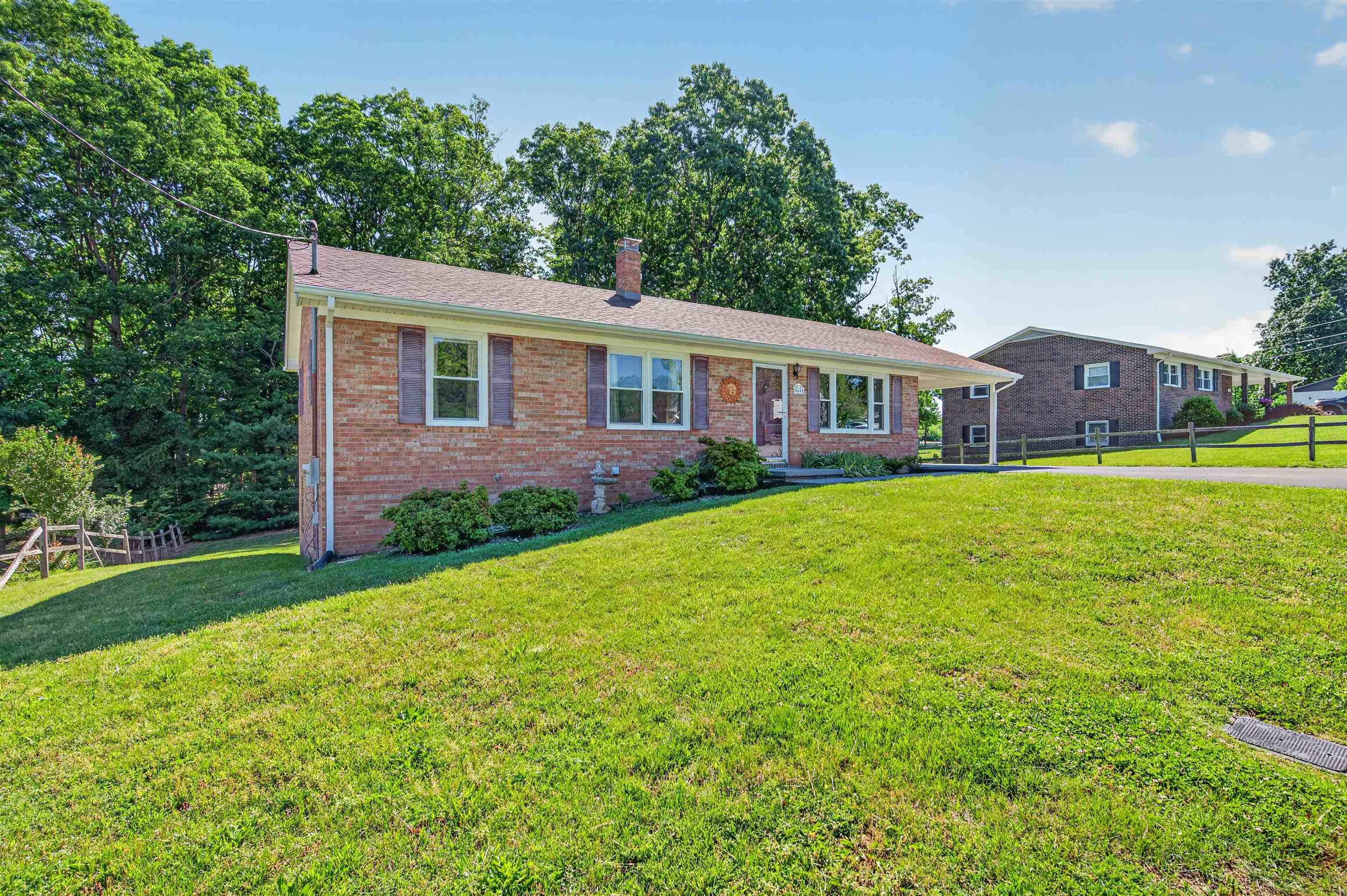 660 Mcdaniel Drive Christiansburg VA 24073