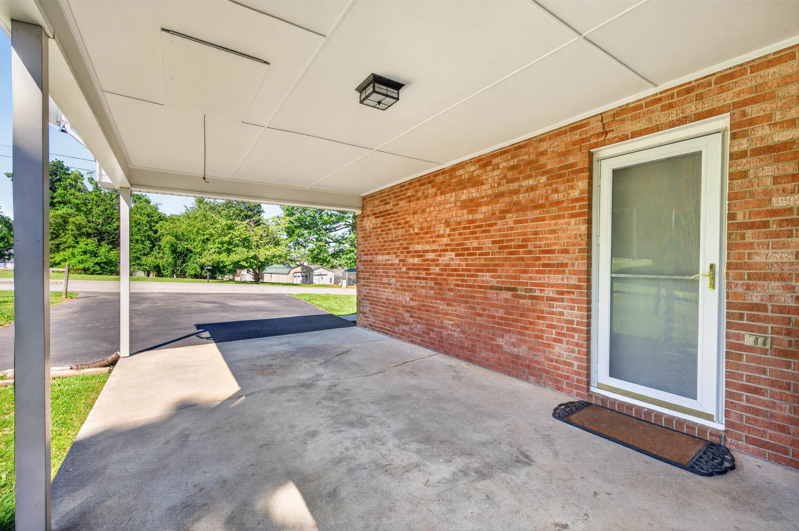 660 Mcdaniel Drive Christiansburg VA 24073