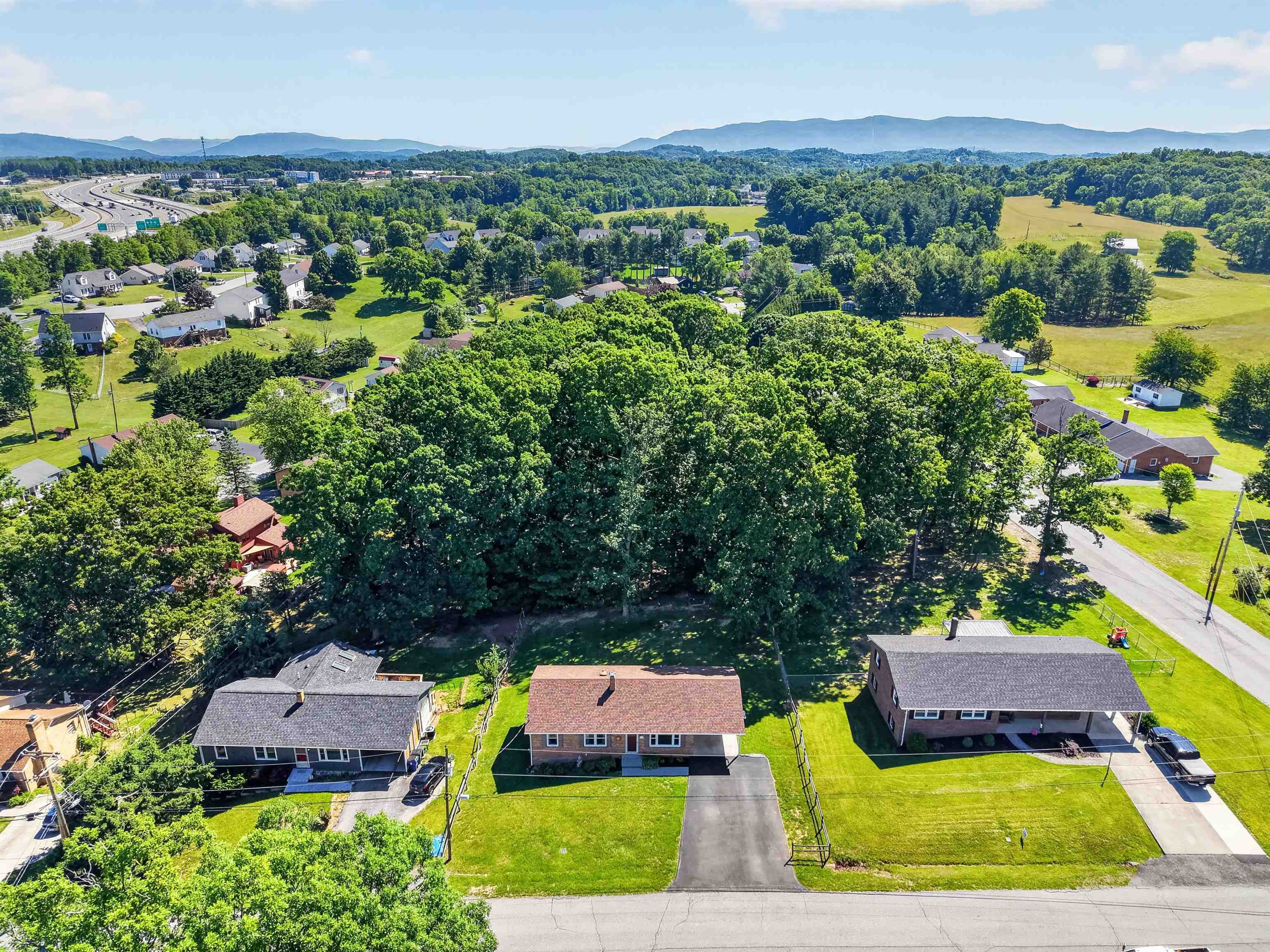660 Mcdaniel Drive Christiansburg VA 24073