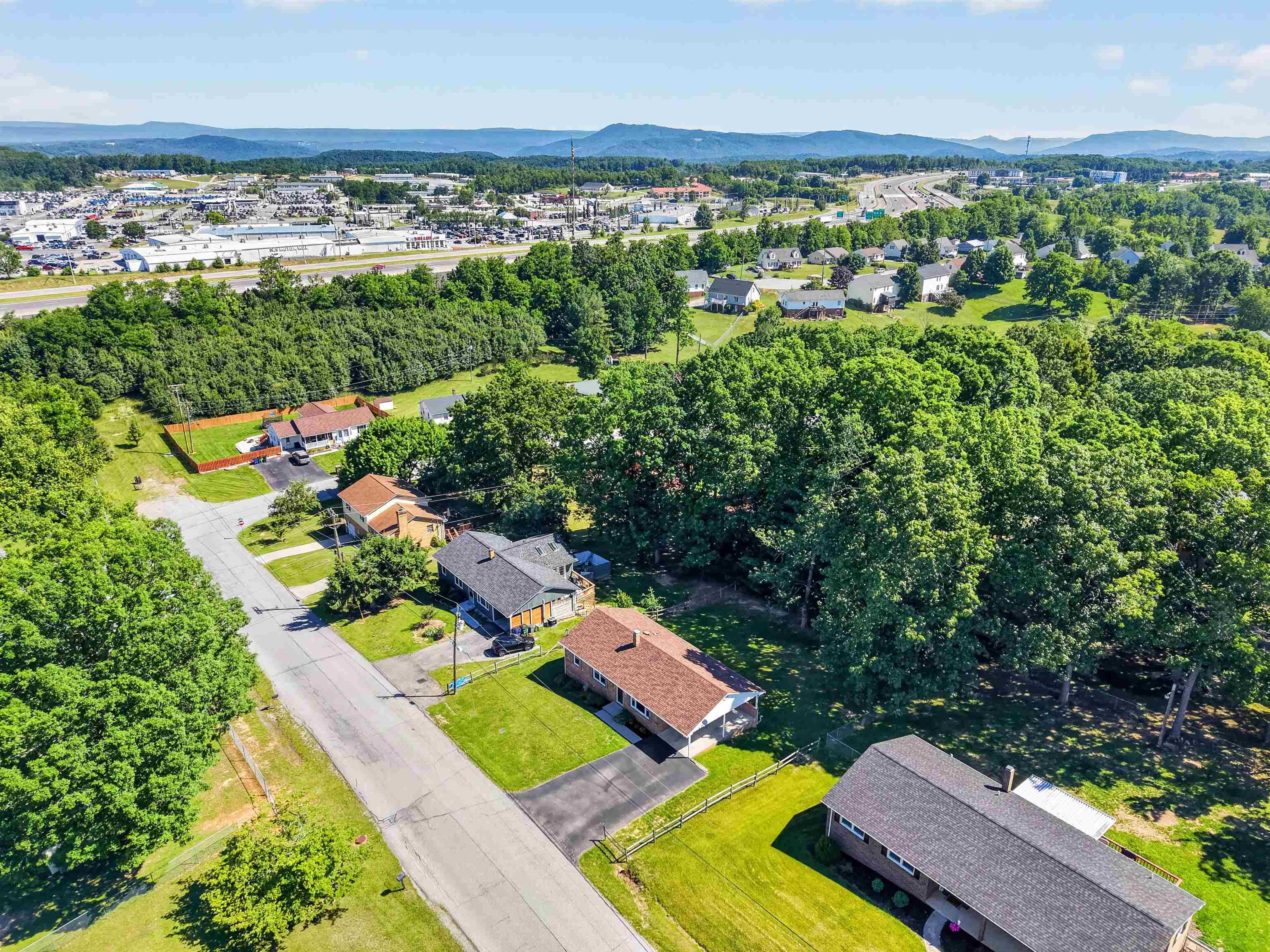 660 Mcdaniel Drive Christiansburg VA 24073