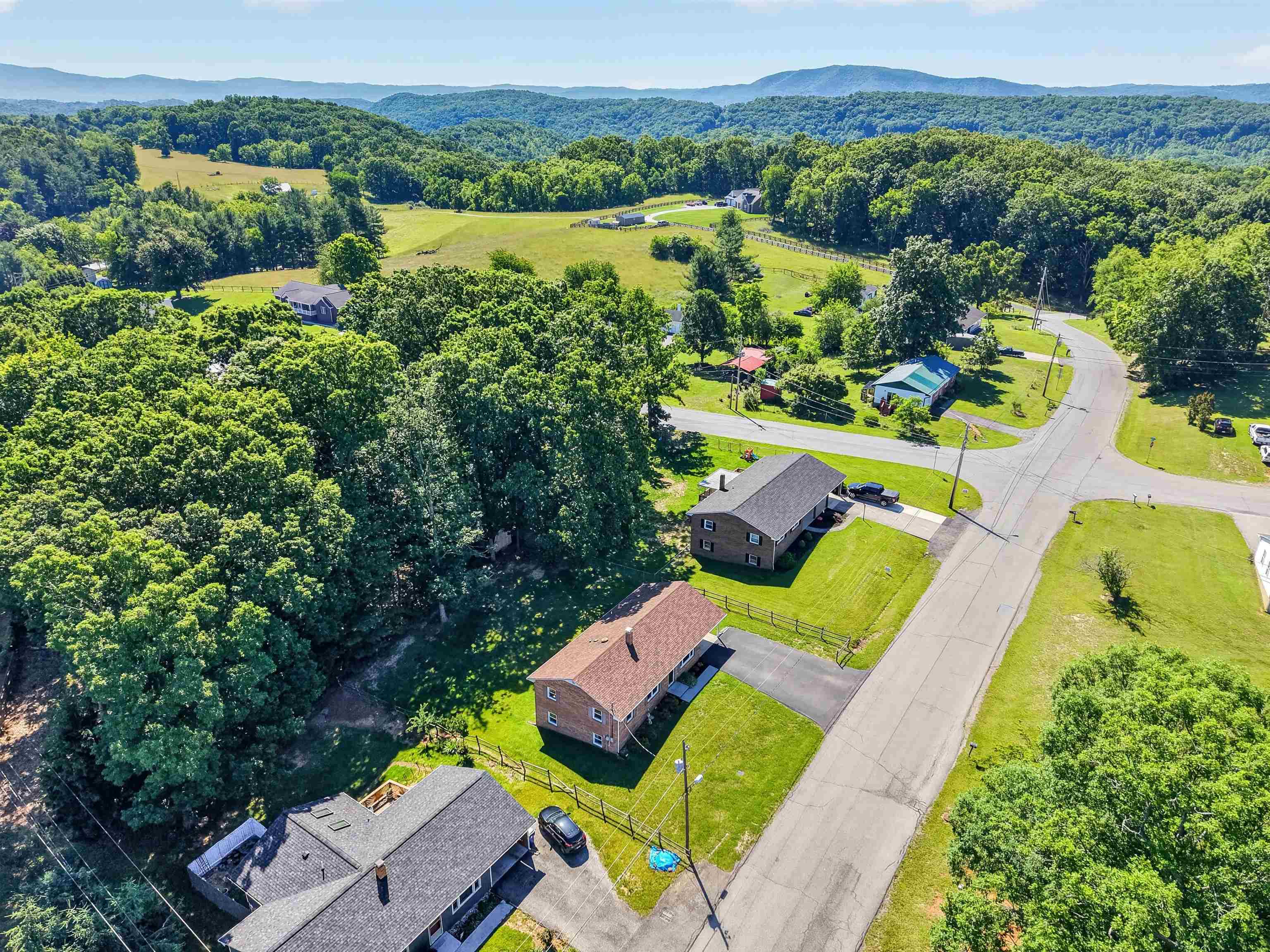 660 Mcdaniel Drive Christiansburg VA 24073