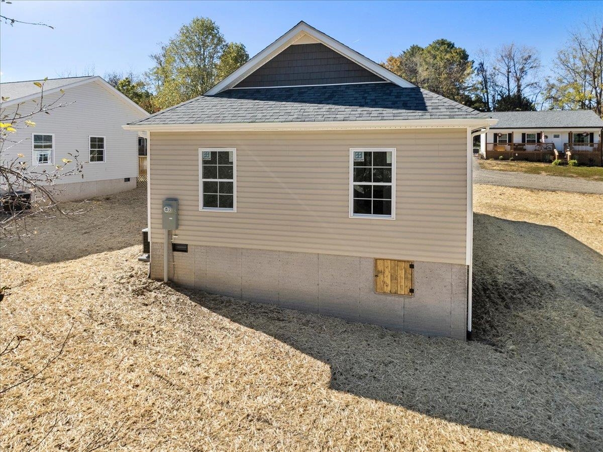 115 Ferry Court Pulaski VA 24301