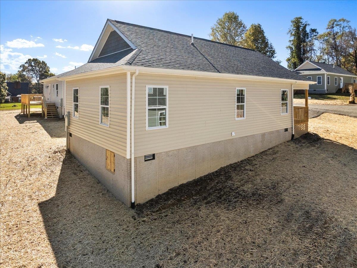 115 Ferry Court Pulaski VA 24301