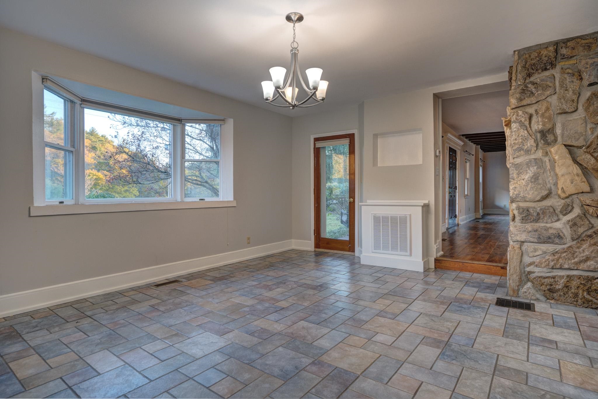 4928 Mount Tabor Road Blacksburg VA 24060