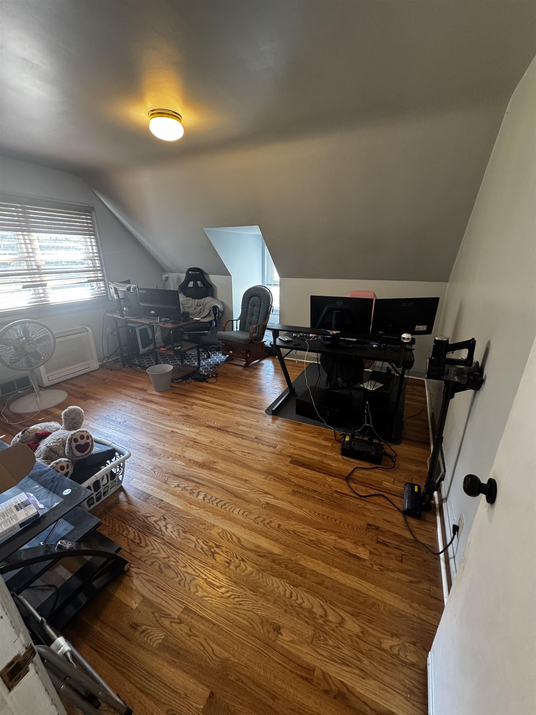 6057 Virginia Avenue Pembroke VA 24136