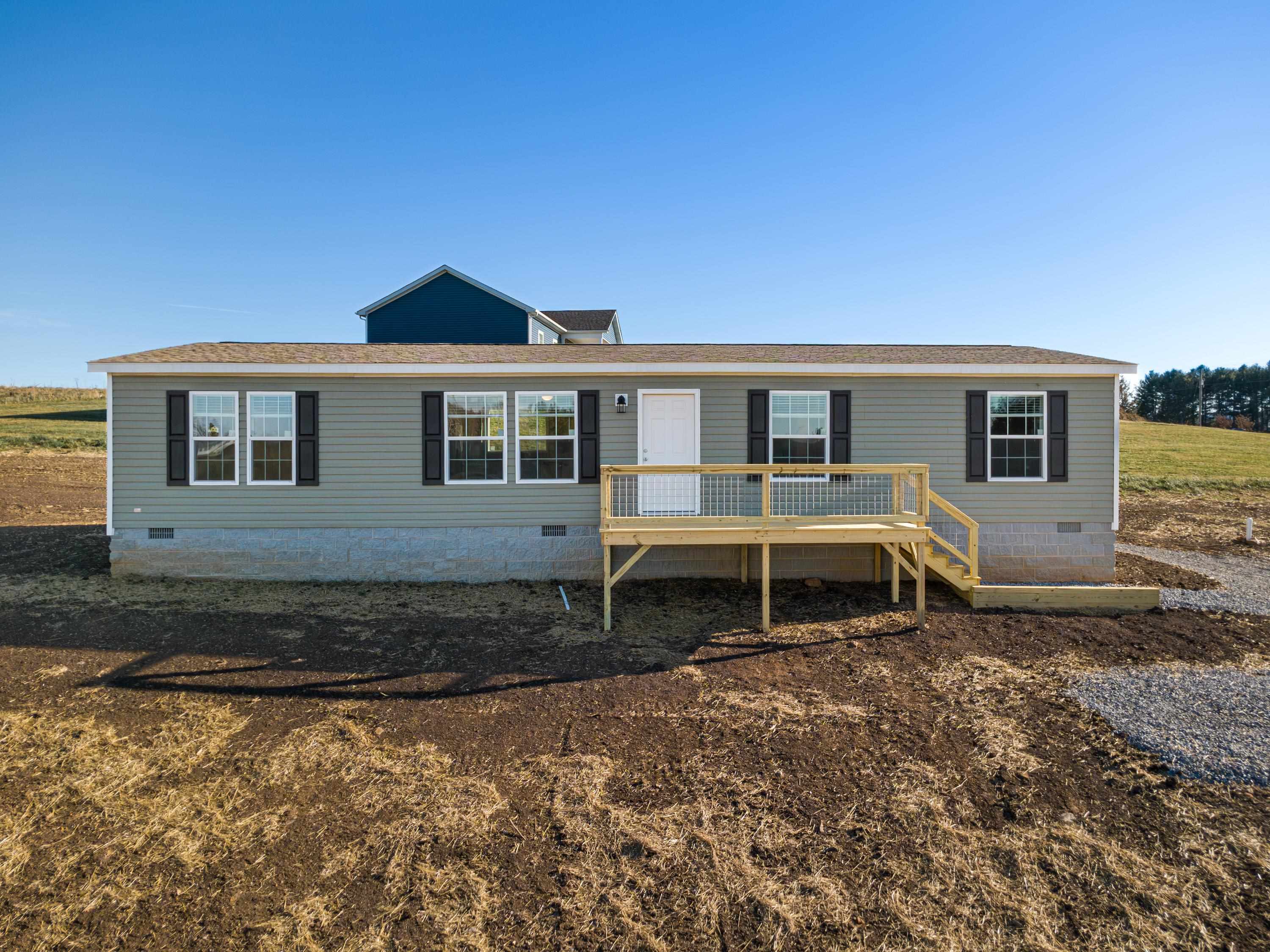 145 Long Level Road Floyd VA 24091