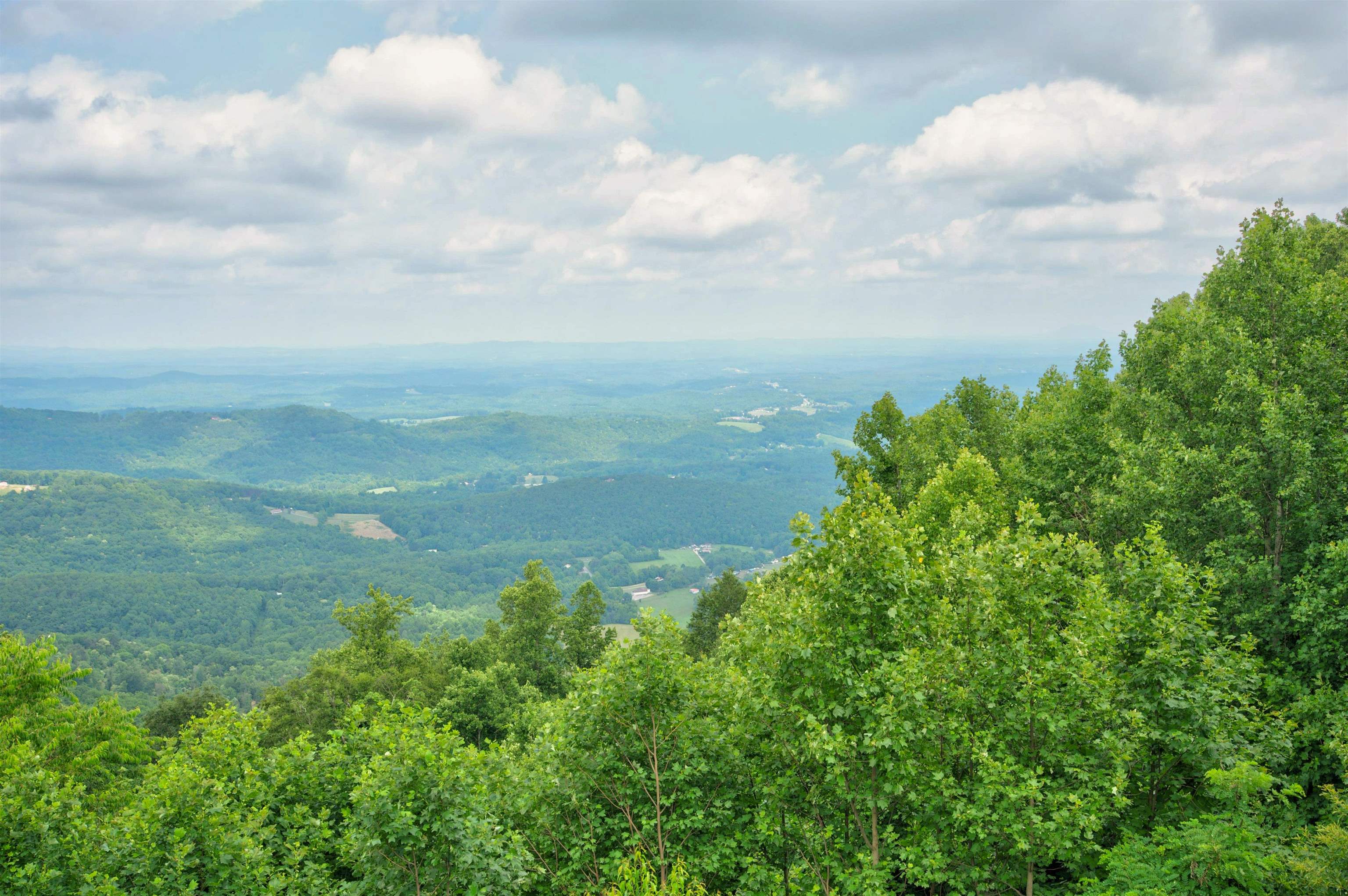 293 Scenic Way Fancy Gap VA 24328
