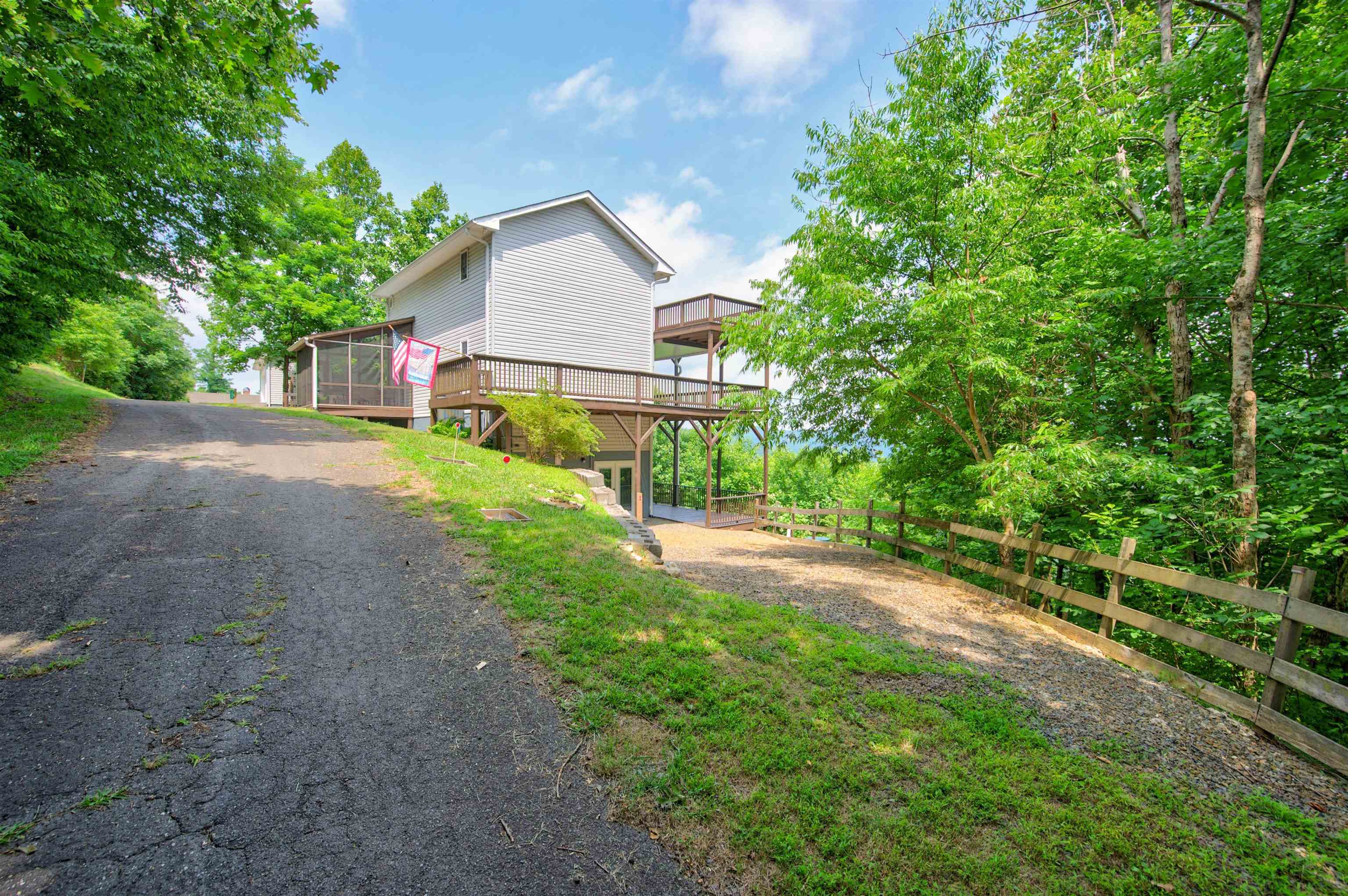 293 Scenic Way Fancy Gap VA 24328