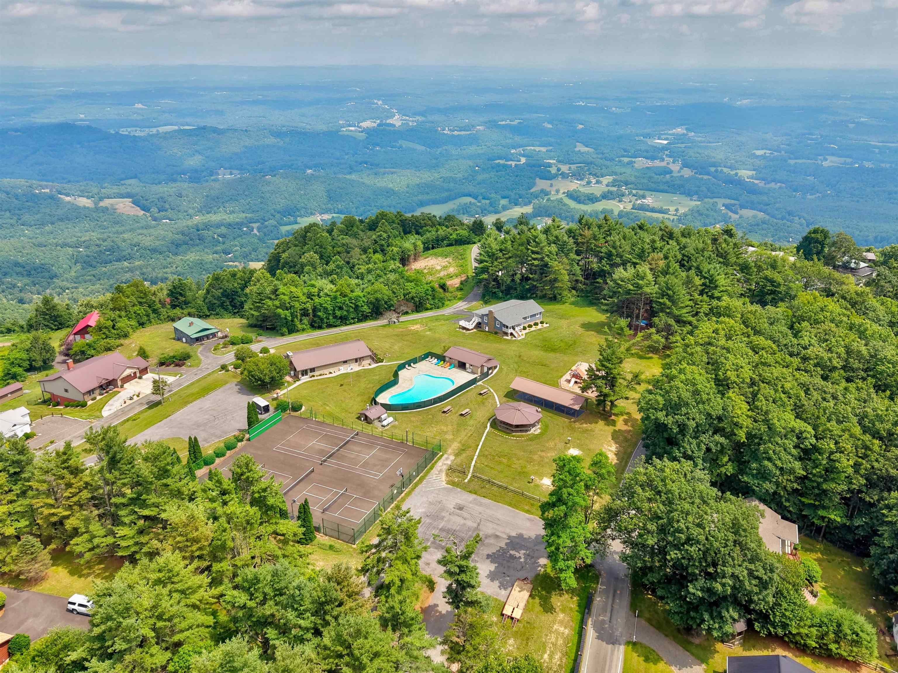 293 Scenic Way Fancy Gap VA 24328