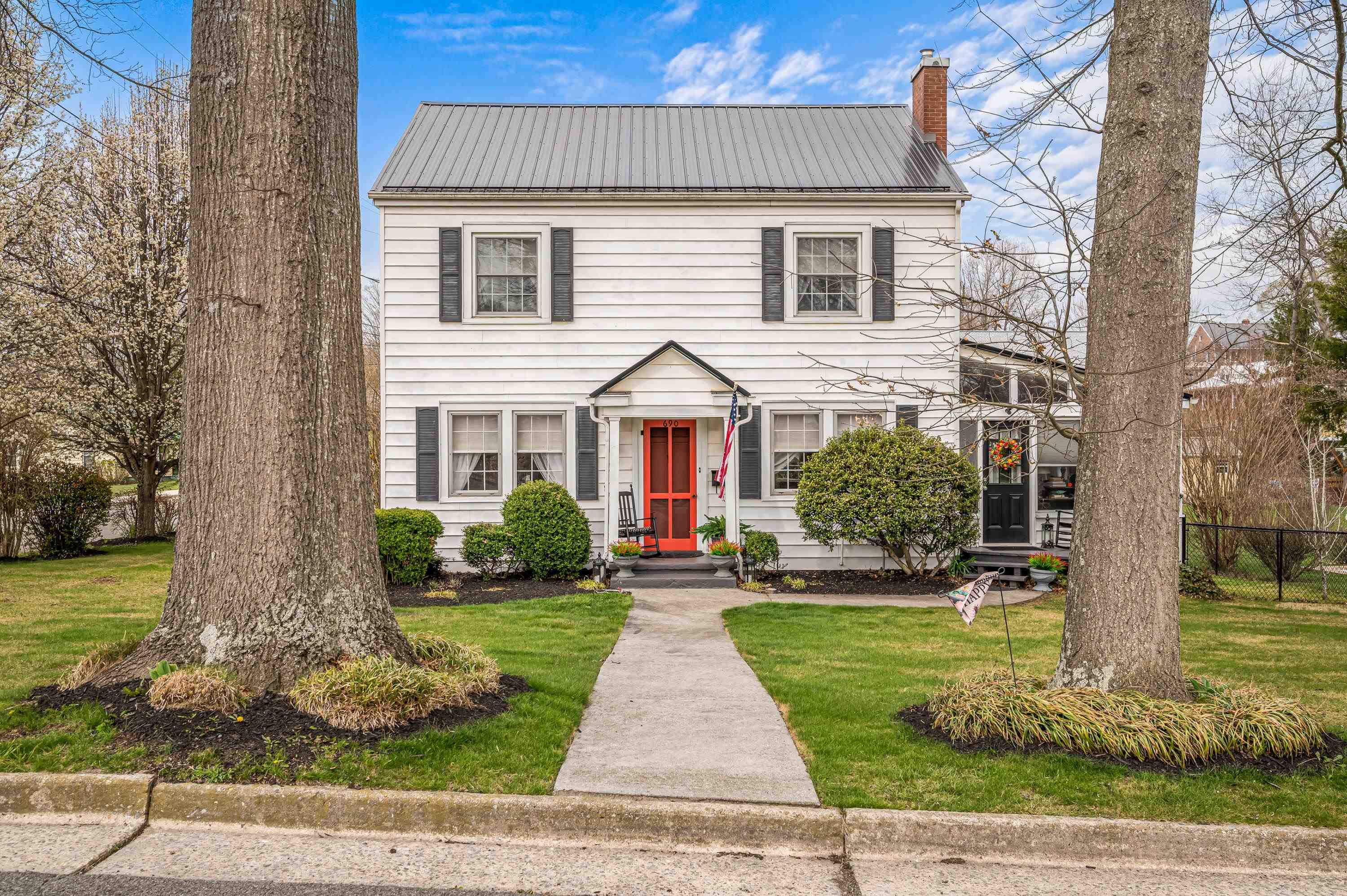 690 W Washington Street Wytheville VA 24382