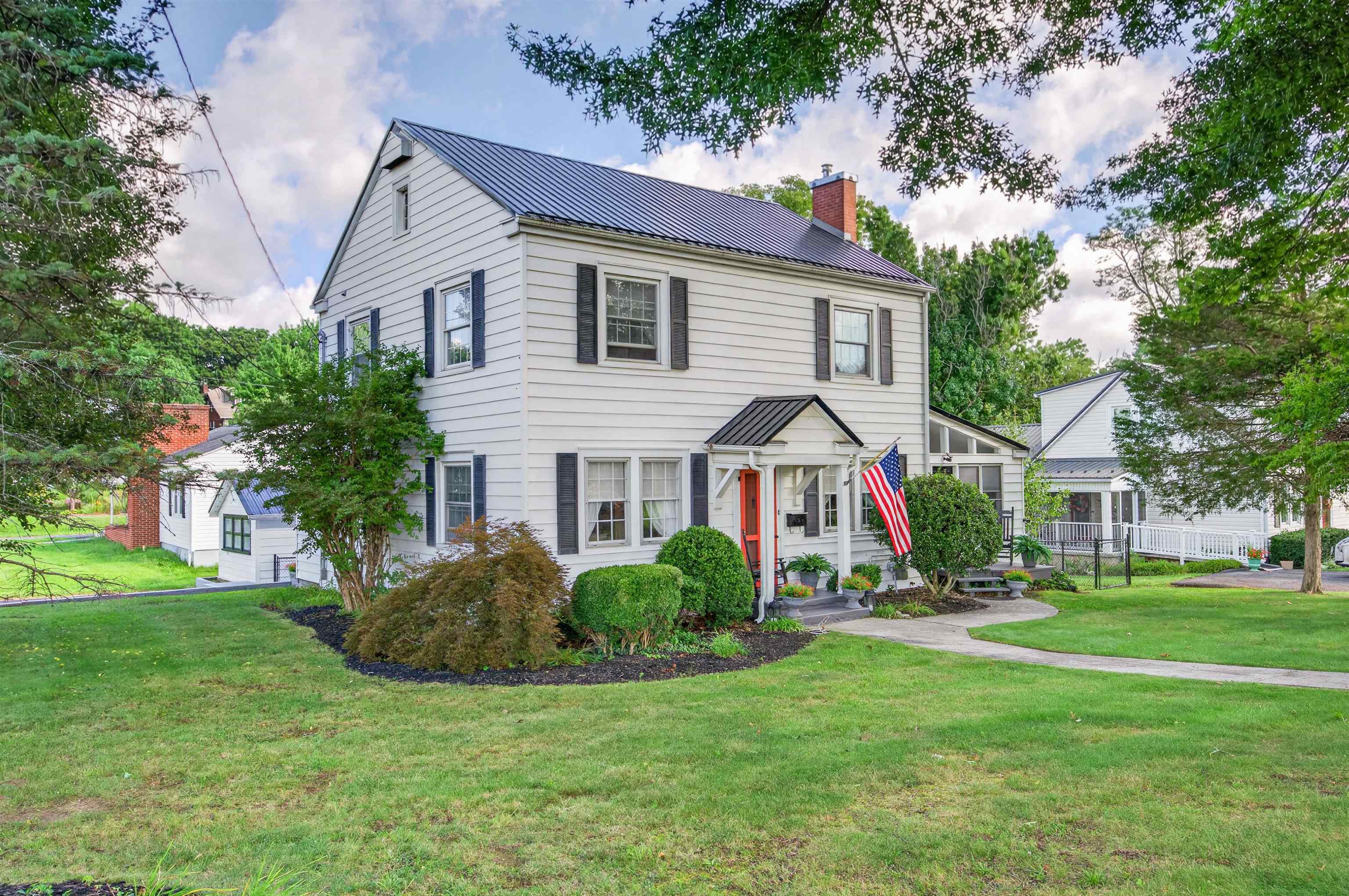 690 W Washington Street Wytheville VA 24382