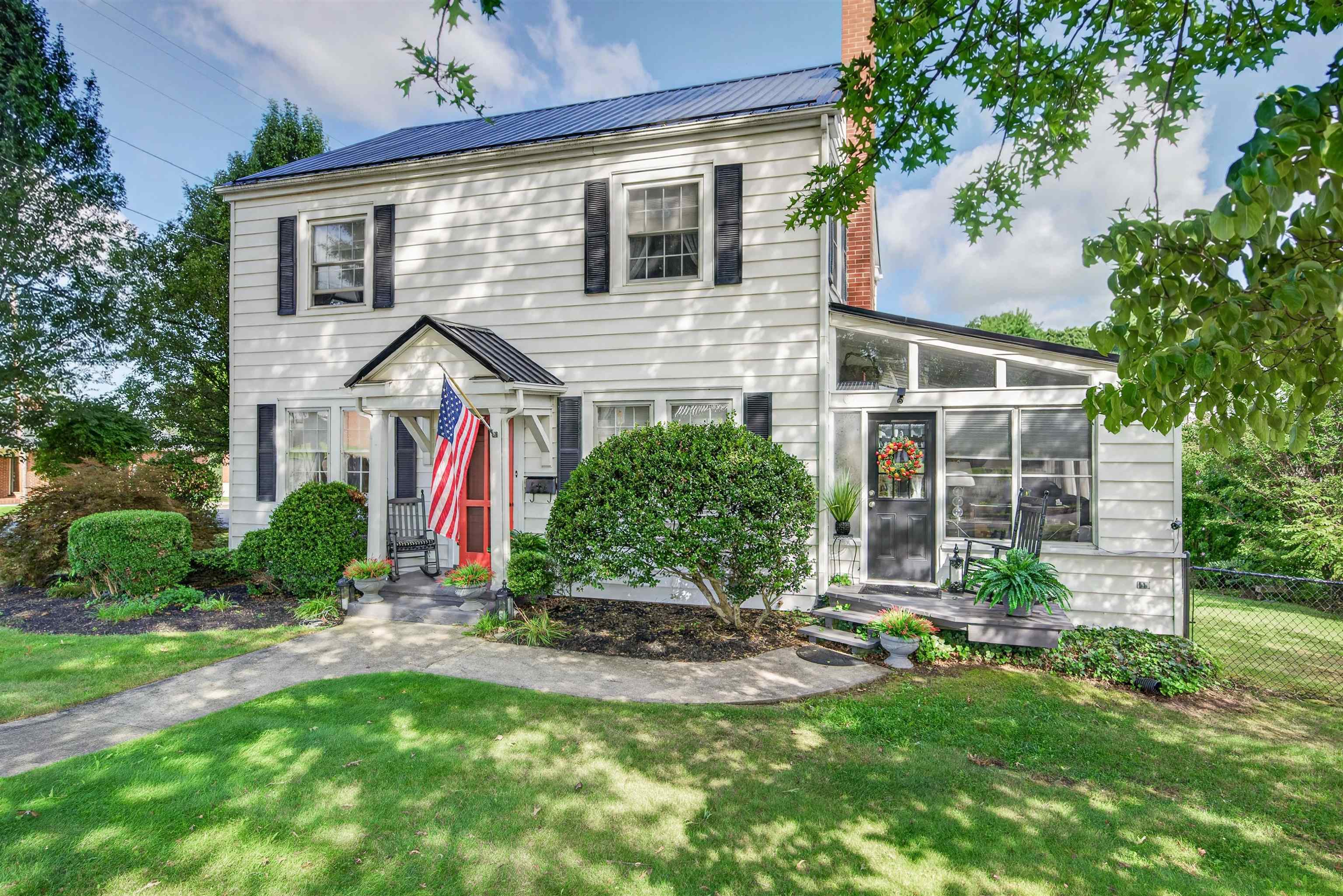 690 W Washington Street Wytheville VA 24382