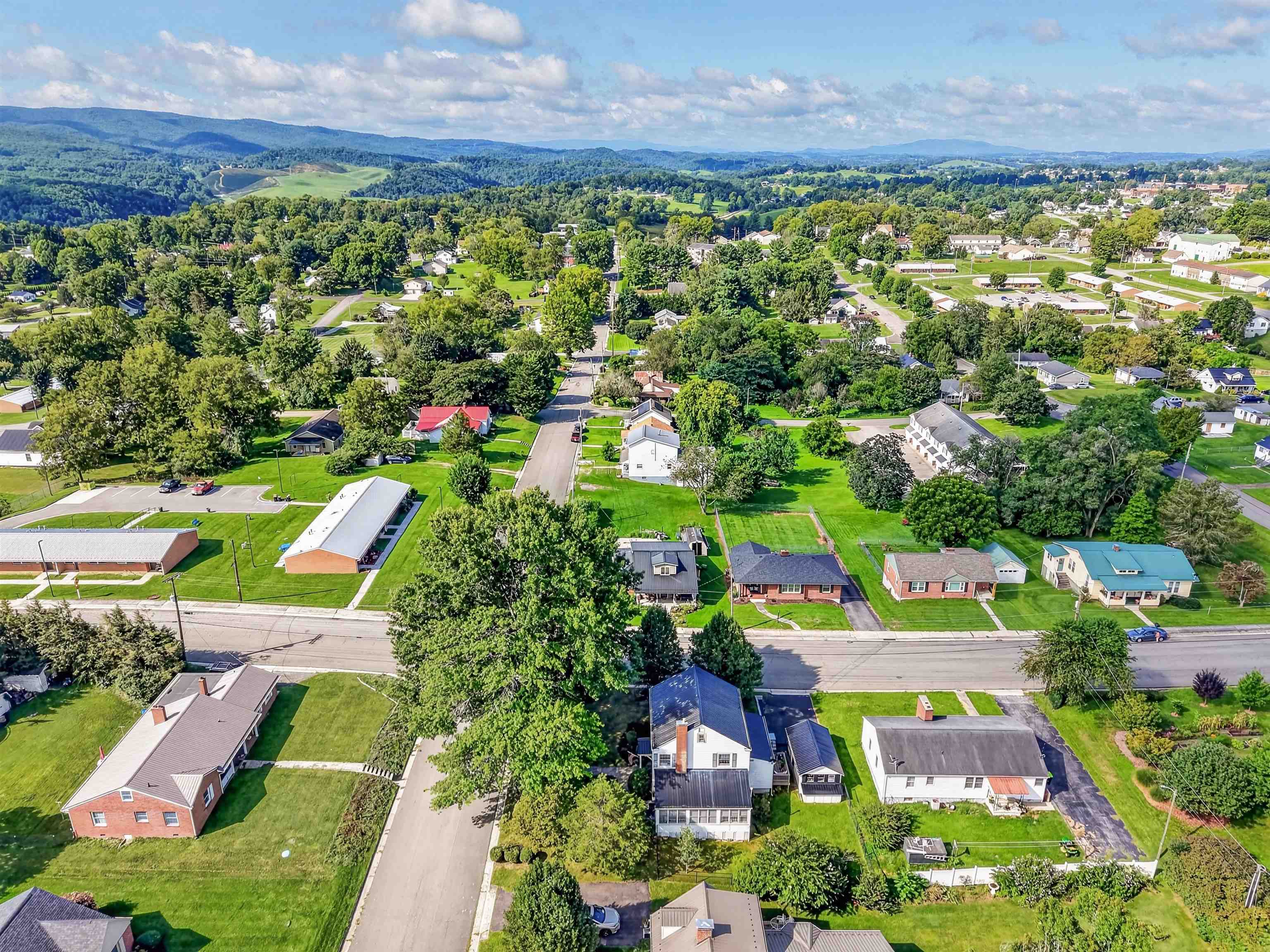 690 W Washington Street Wytheville VA 24382