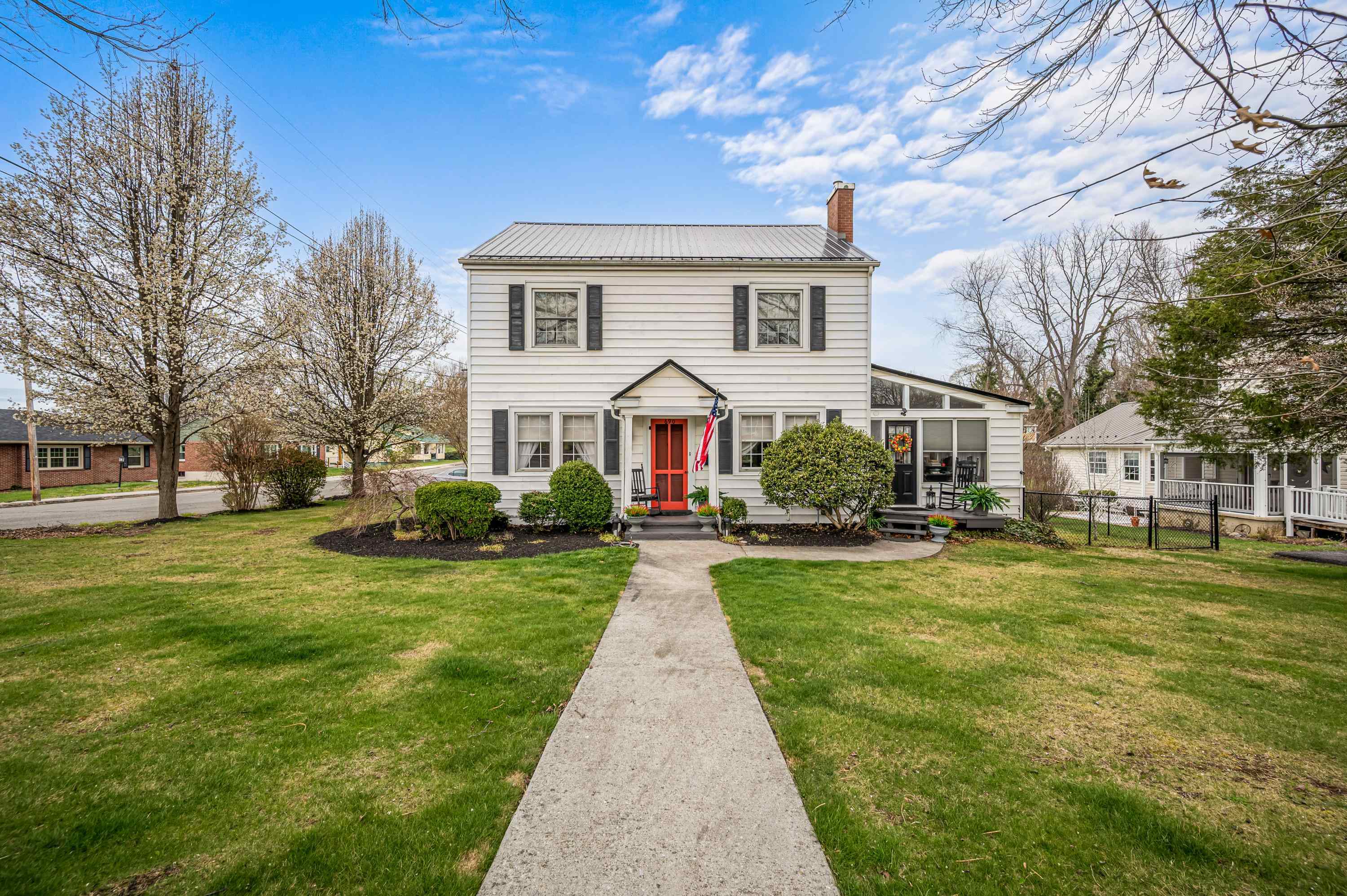 690 W Washington Street Wytheville VA 24382