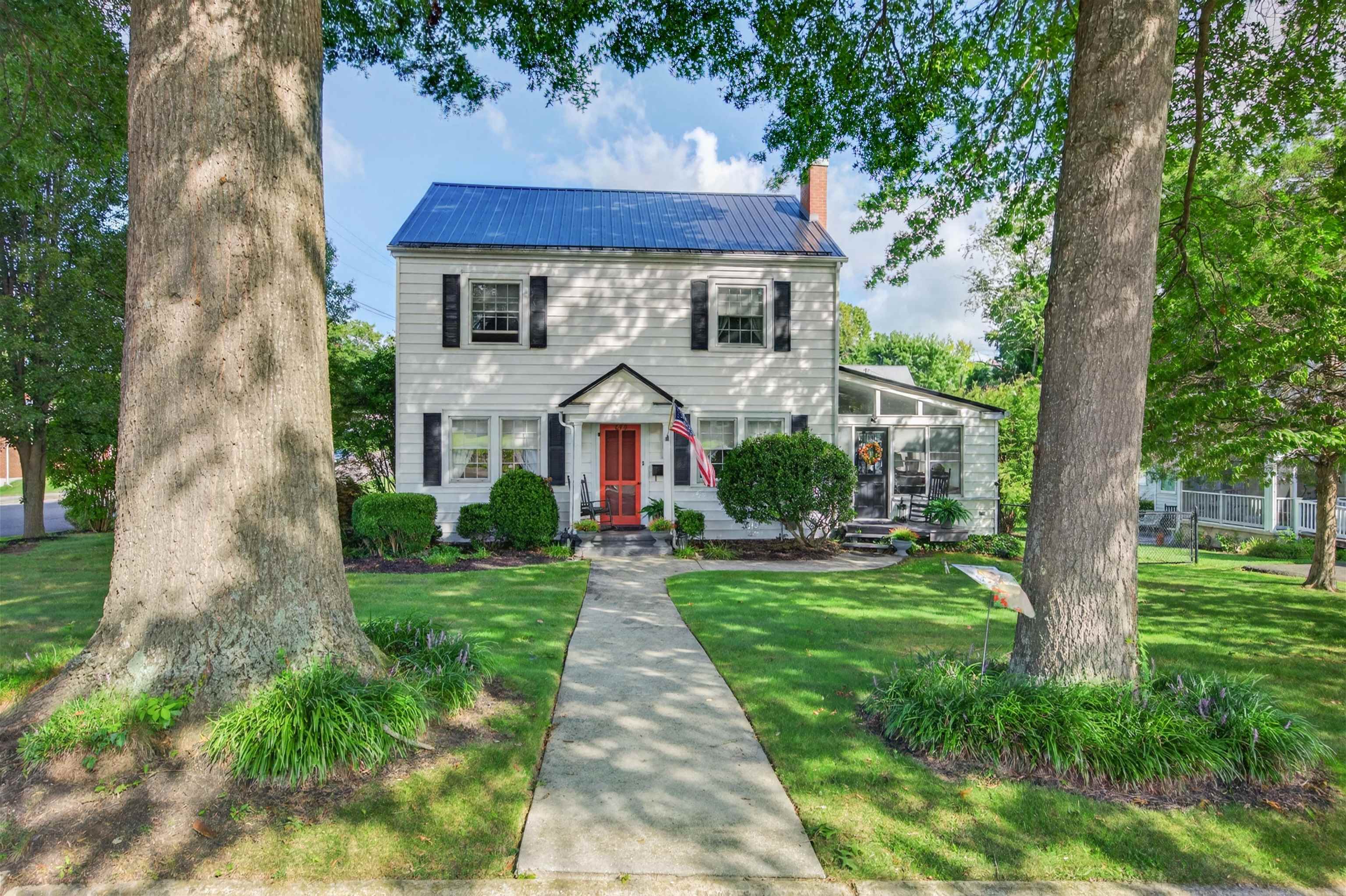 690 W Washington Street Wytheville VA 24382
