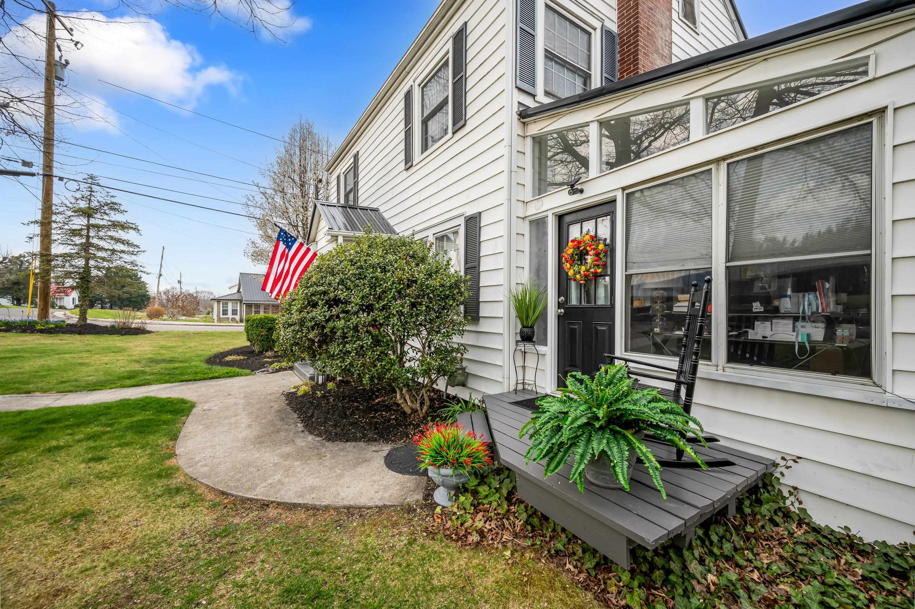 690 W Washington Street Wytheville VA 24382