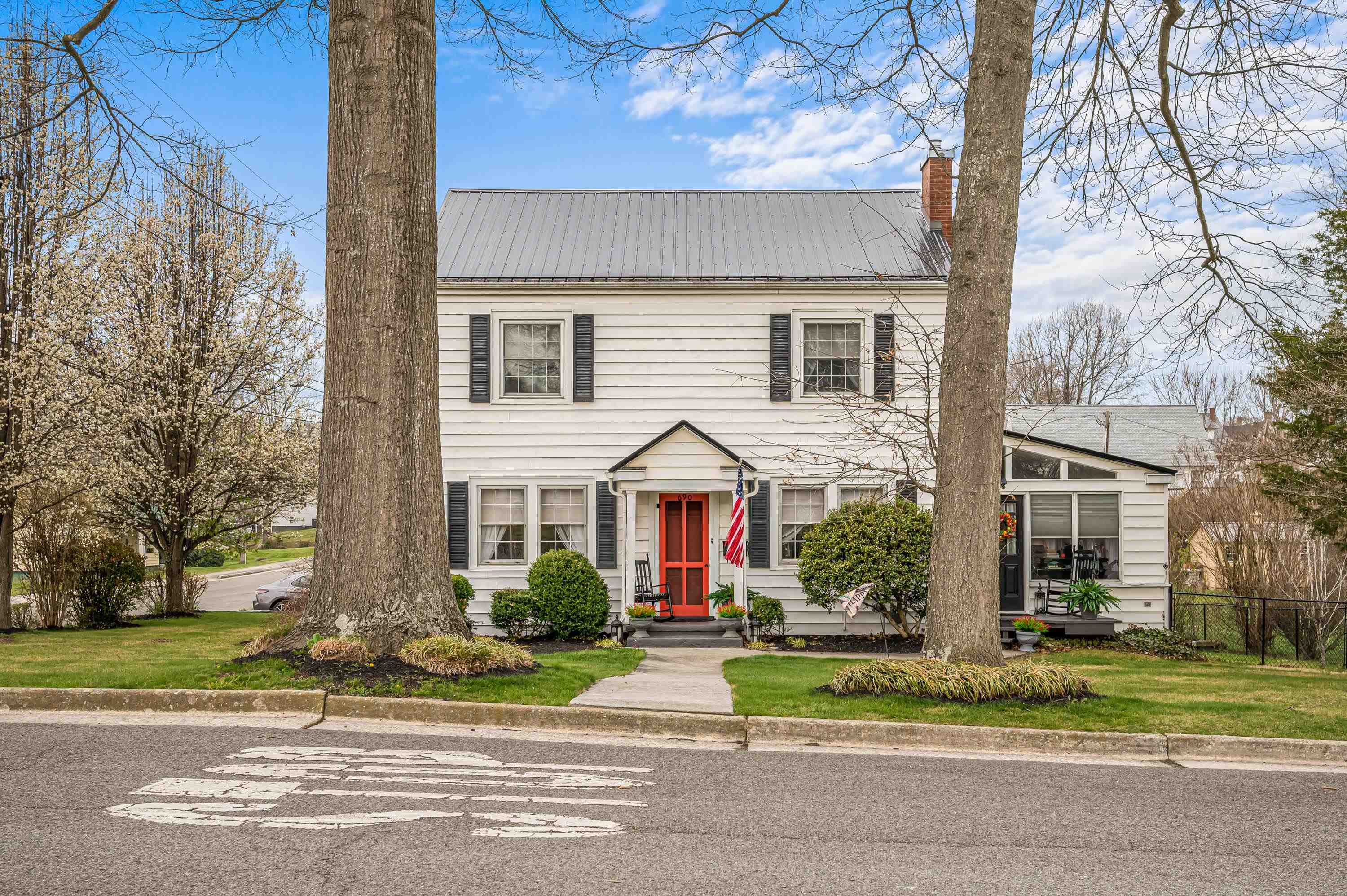 690 W Washington Street Wytheville VA 24382