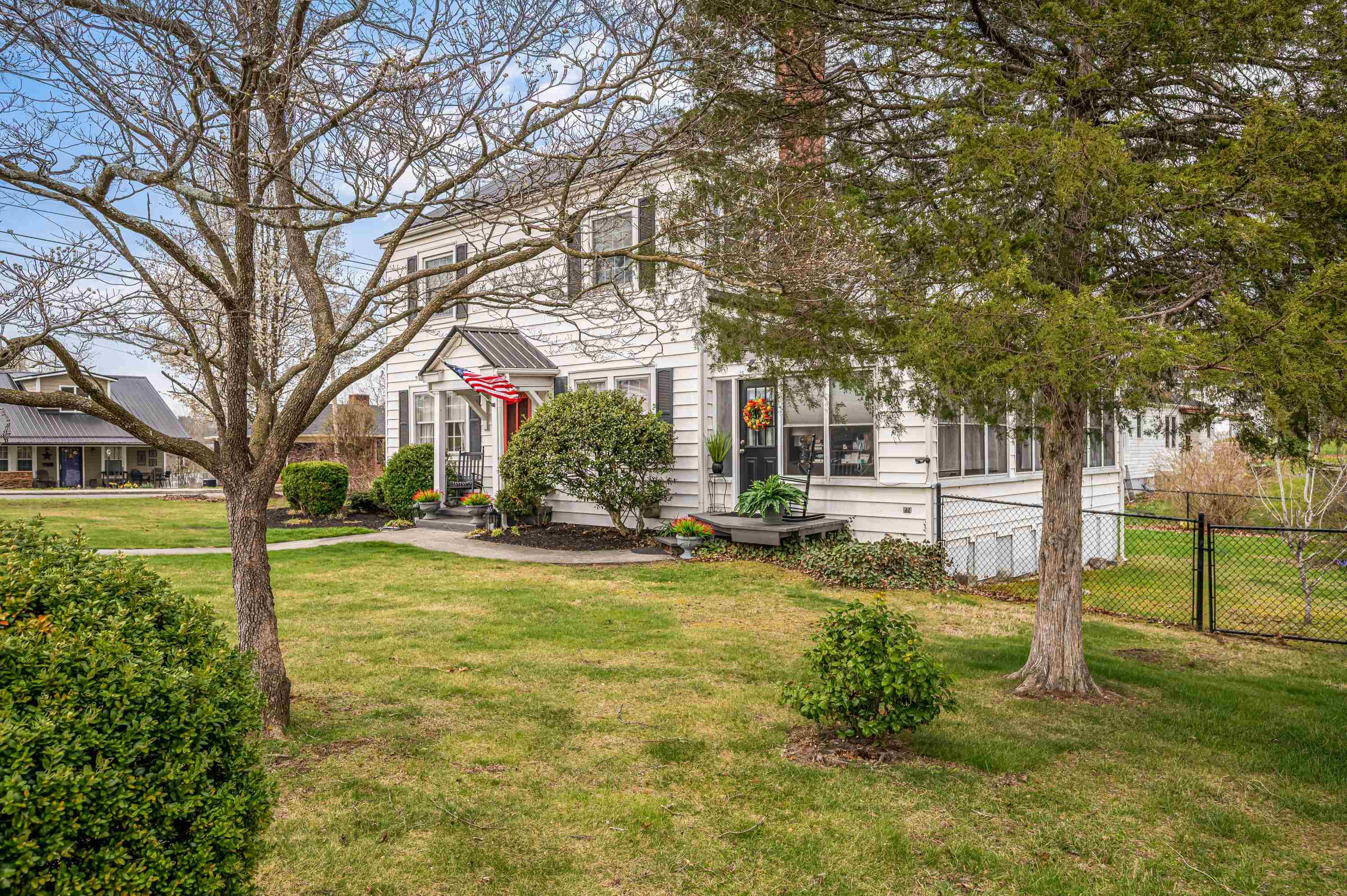 690 W Washington Street Wytheville VA 24382