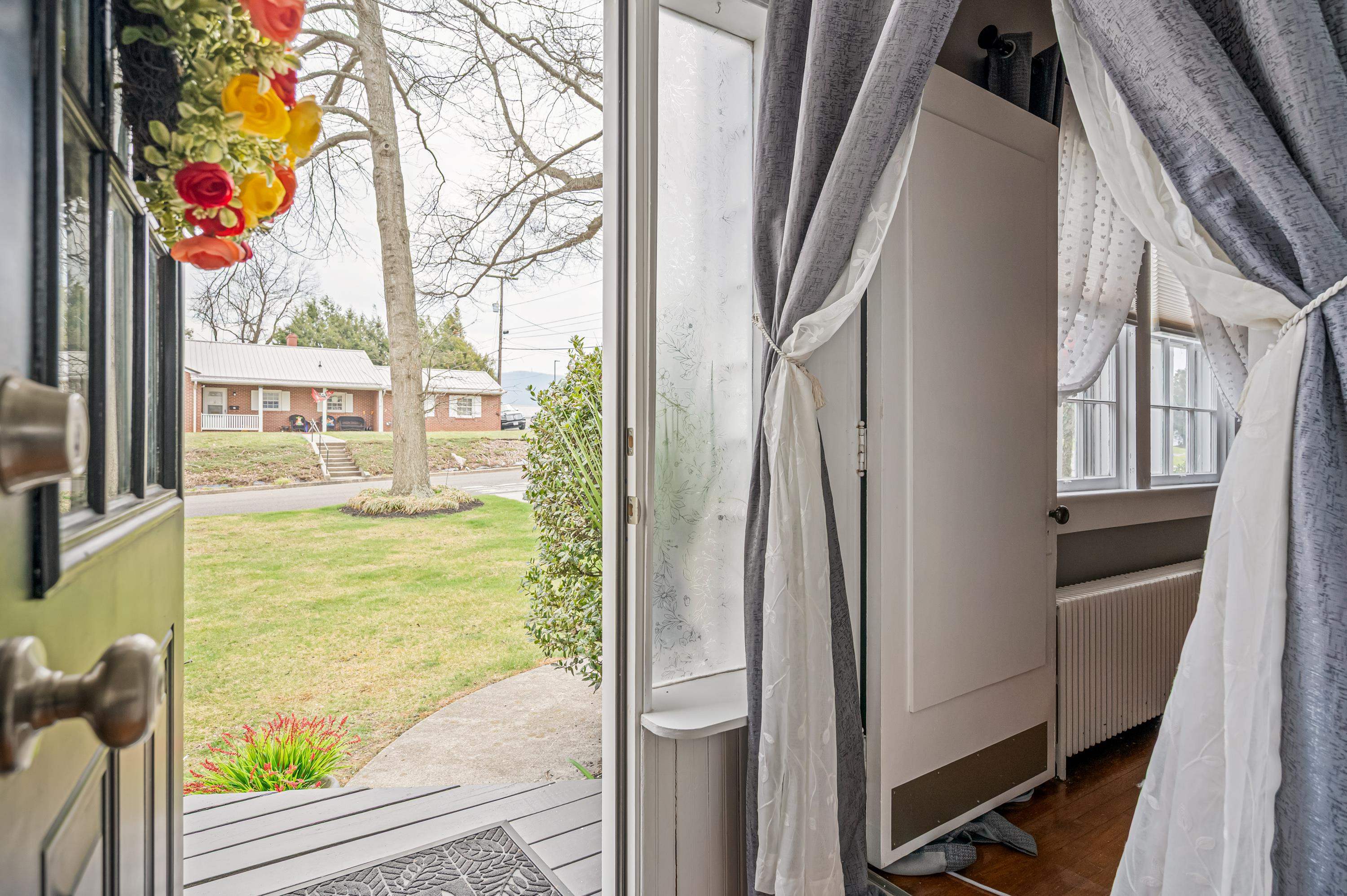 690 W Washington Street Wytheville VA 24382