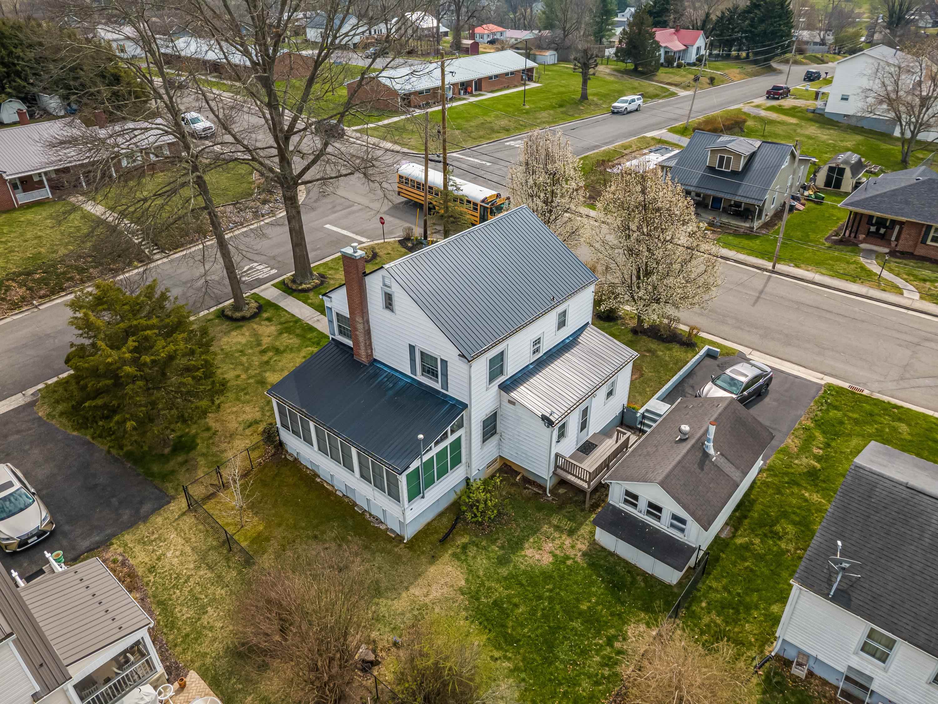 690 W Washington Street Wytheville VA 24382