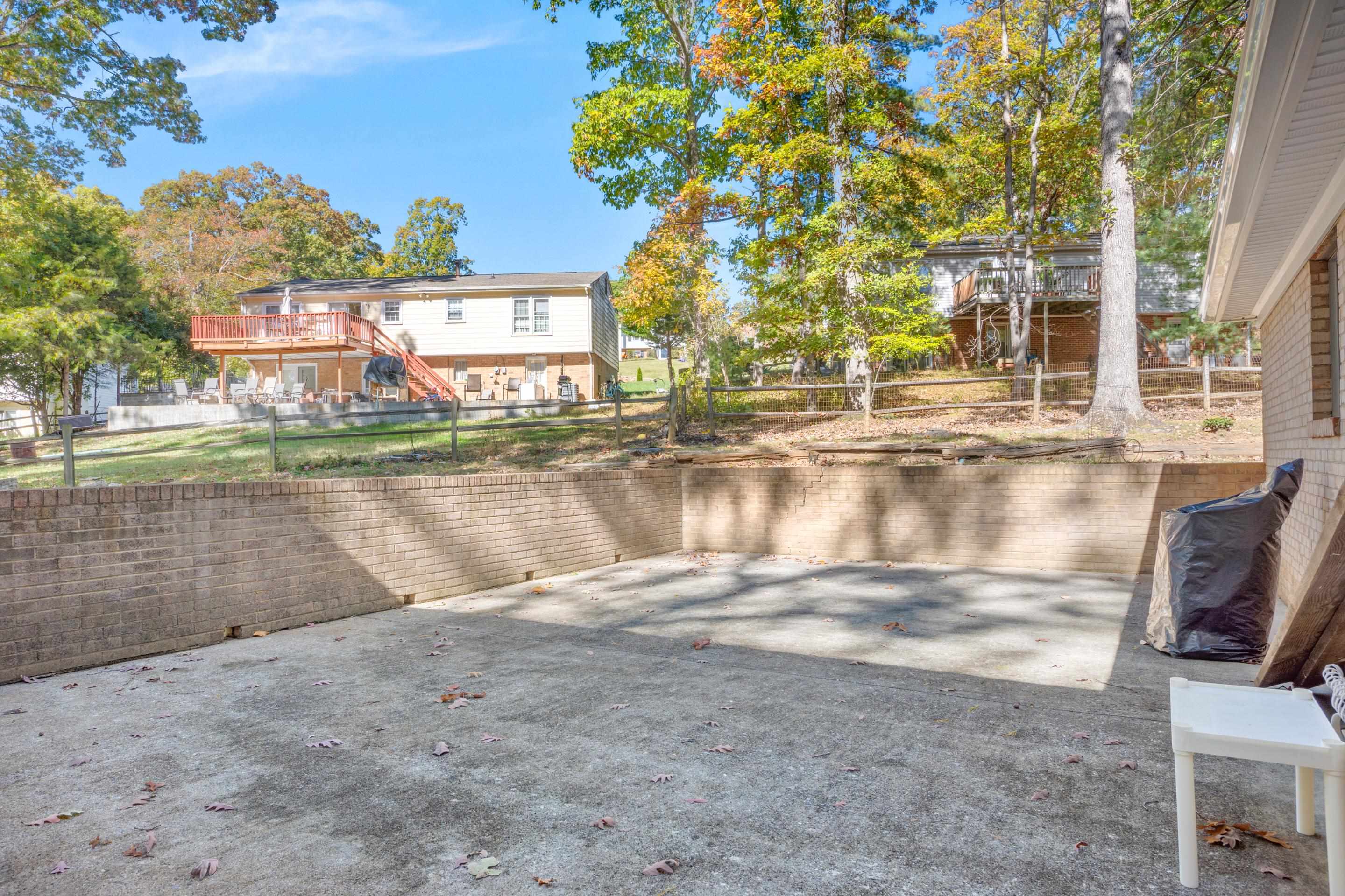 2926 Waxwing Circle Roanoke VA 24018