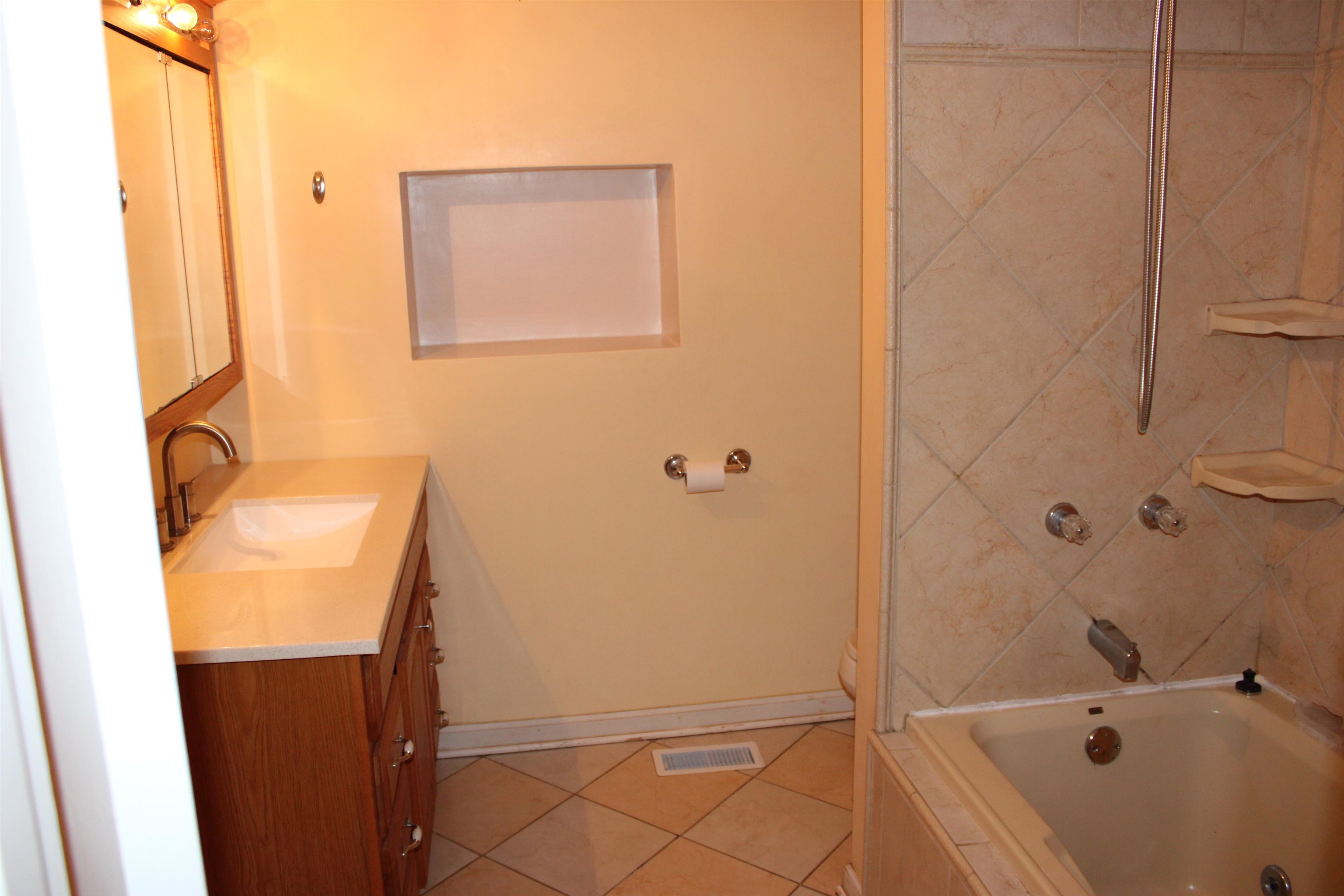 6570 Walnut Lane Fairlawn VA 24141
