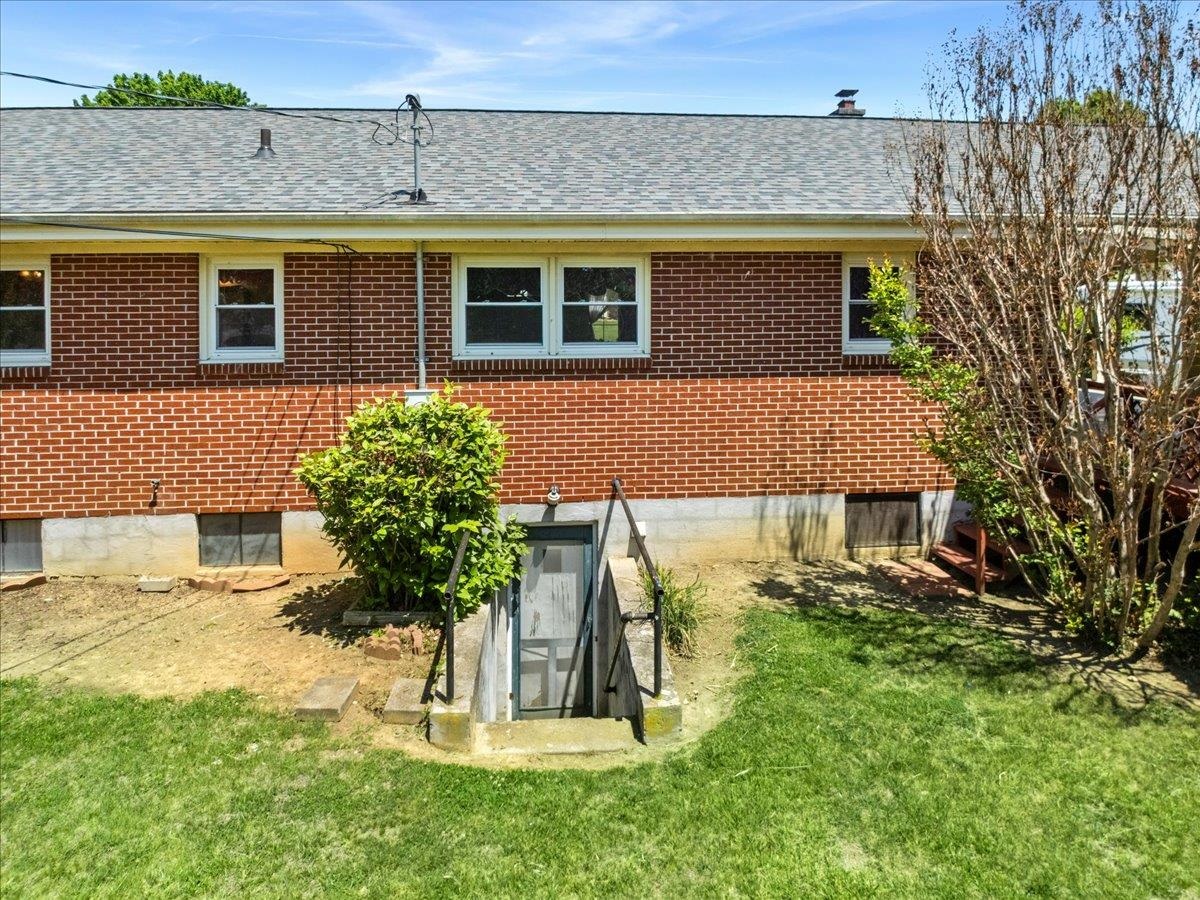 900 Custis Street Radford VA 24141