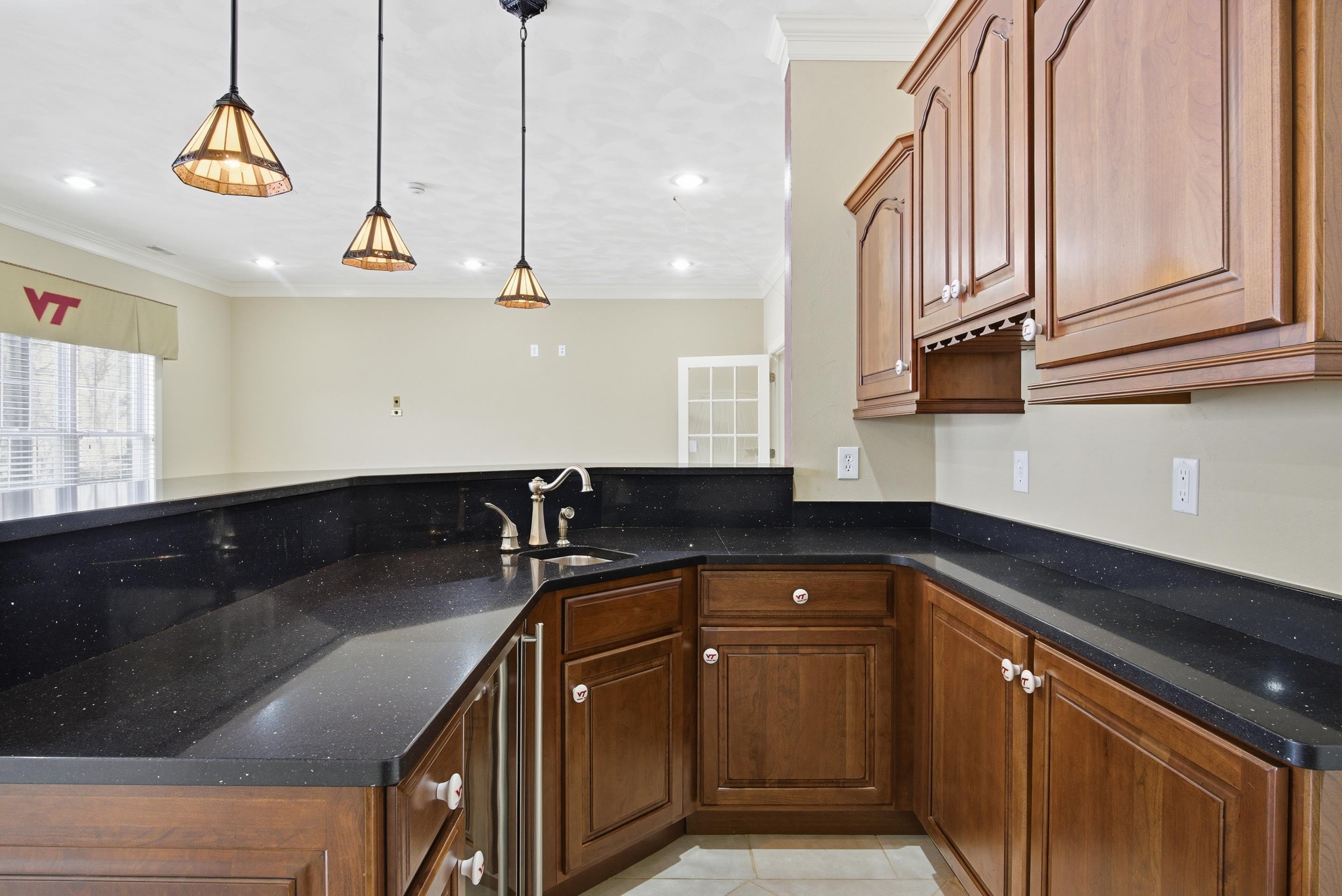 404 Vista Ridge Radford VA 24141