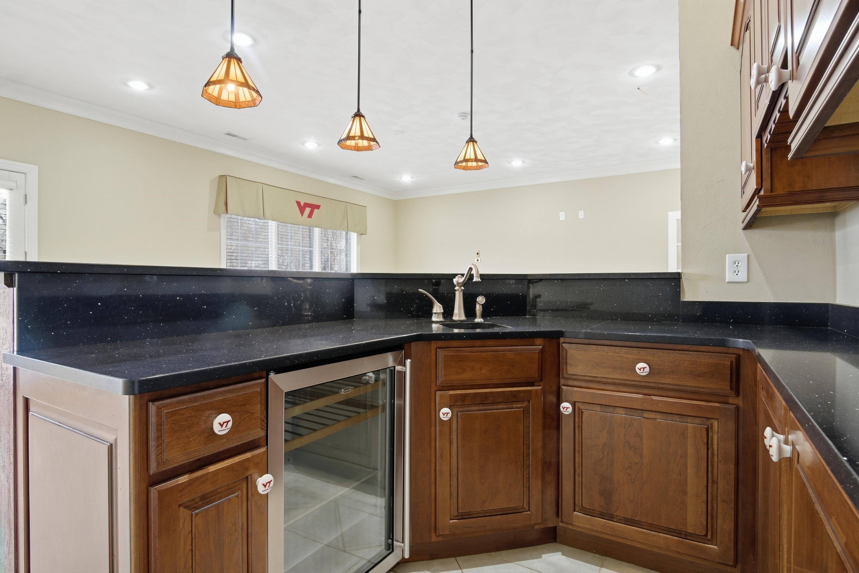 404 Vista Ridge Radford VA 24141