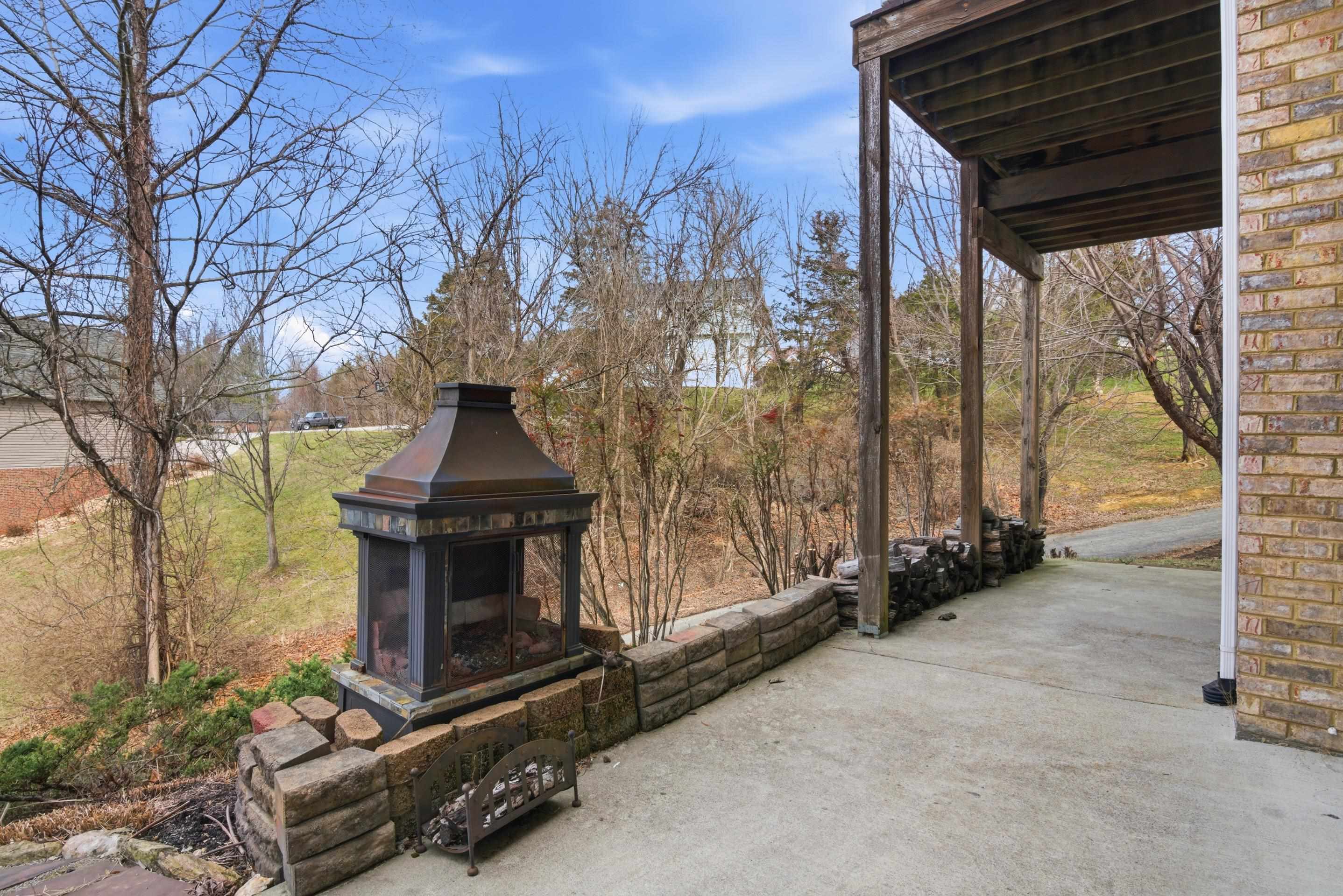 404 Vista Ridge Radford VA 24141