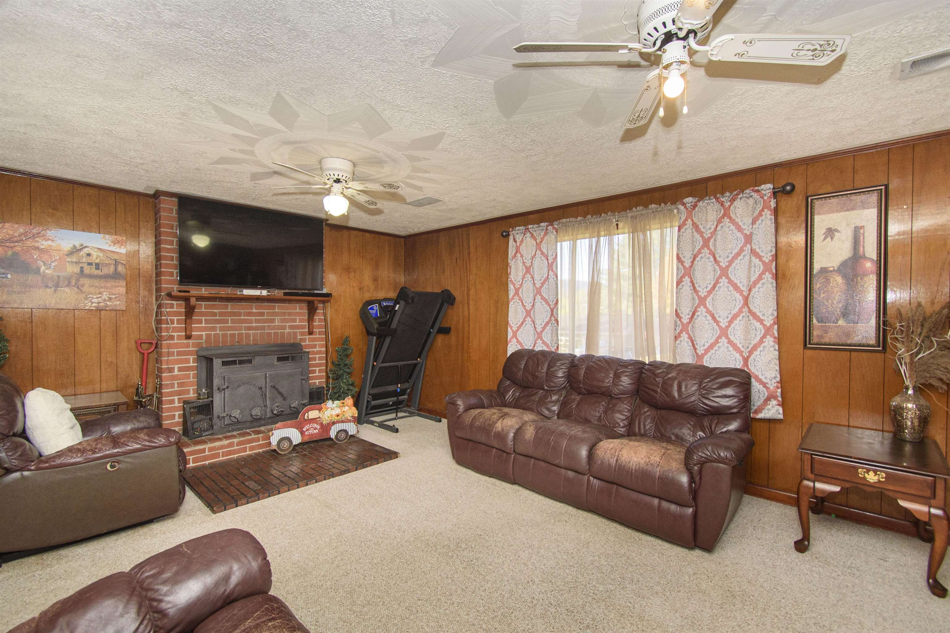 1713 Monte Vista Drive Pulaski VA 24301