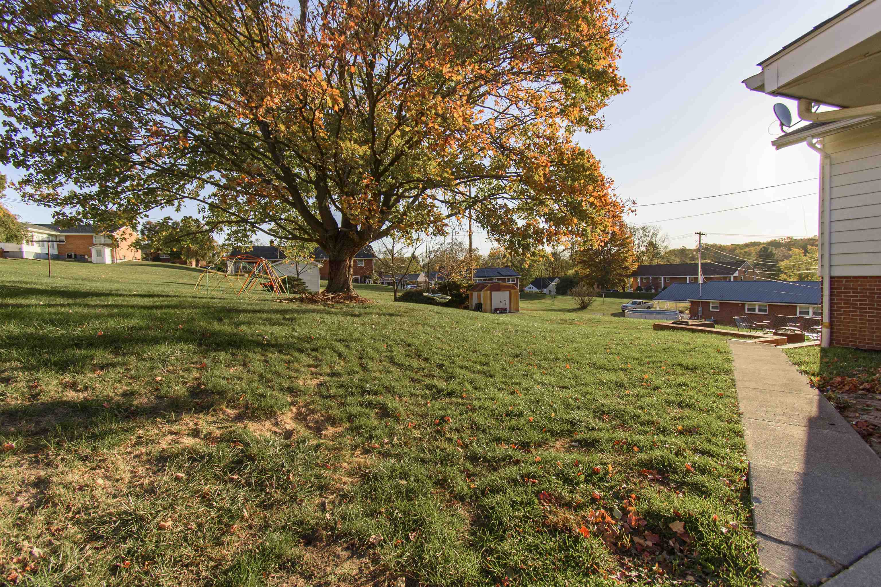 1713 Monte Vista Drive Pulaski VA 24301