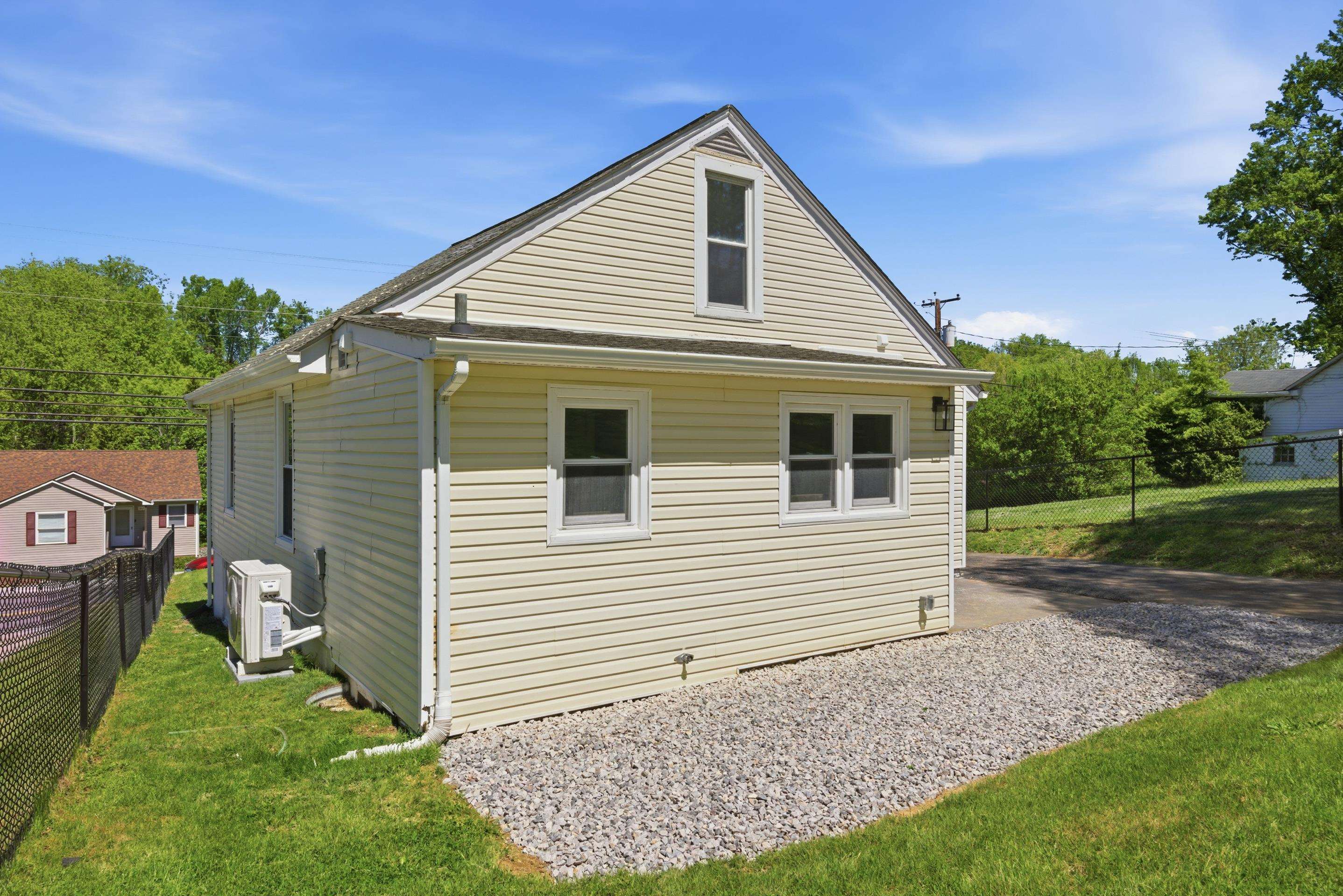 904 Giles Road Blacksburg VA 24060