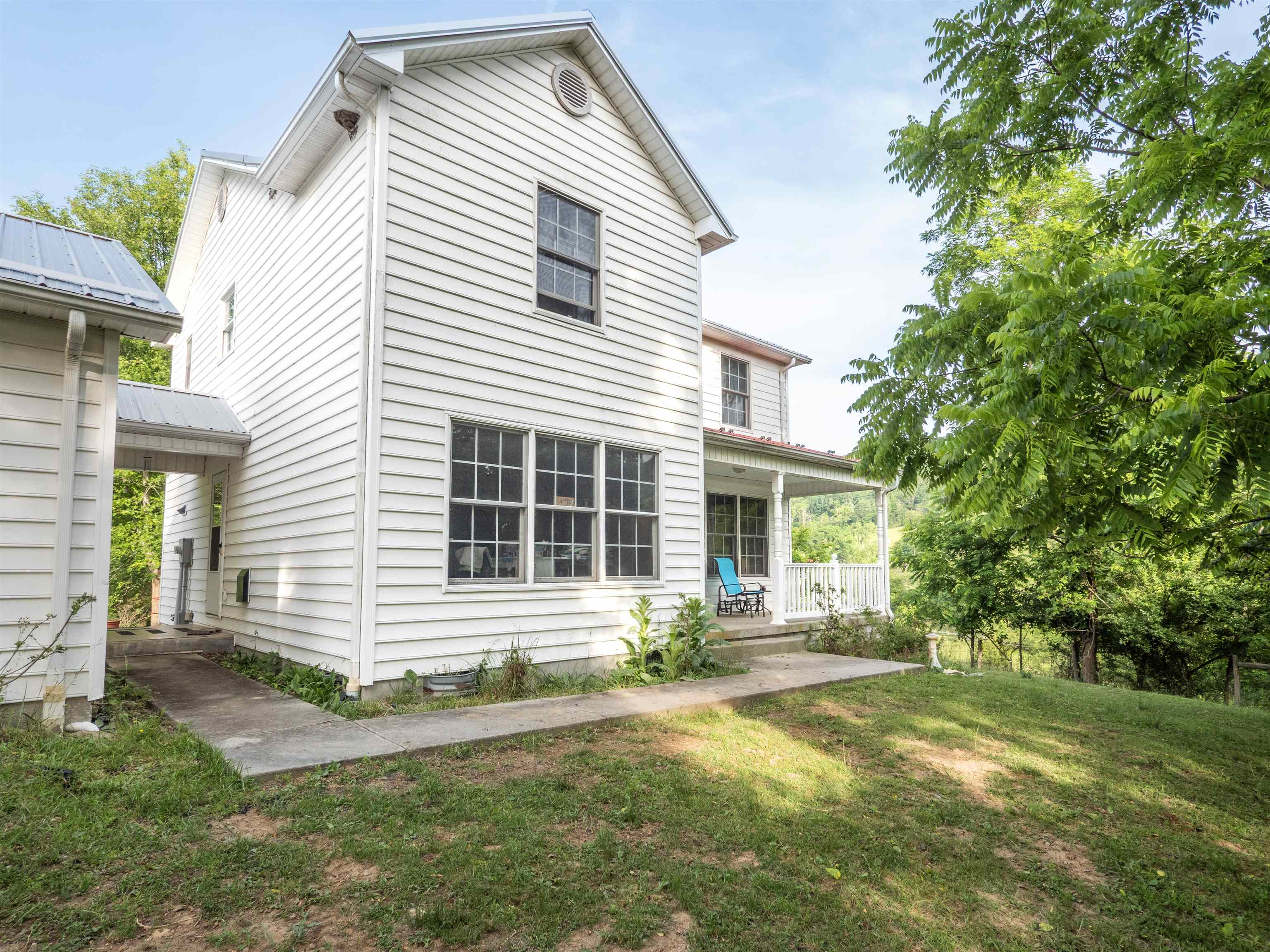 1761 Conners Valley Road Draper VA 24324