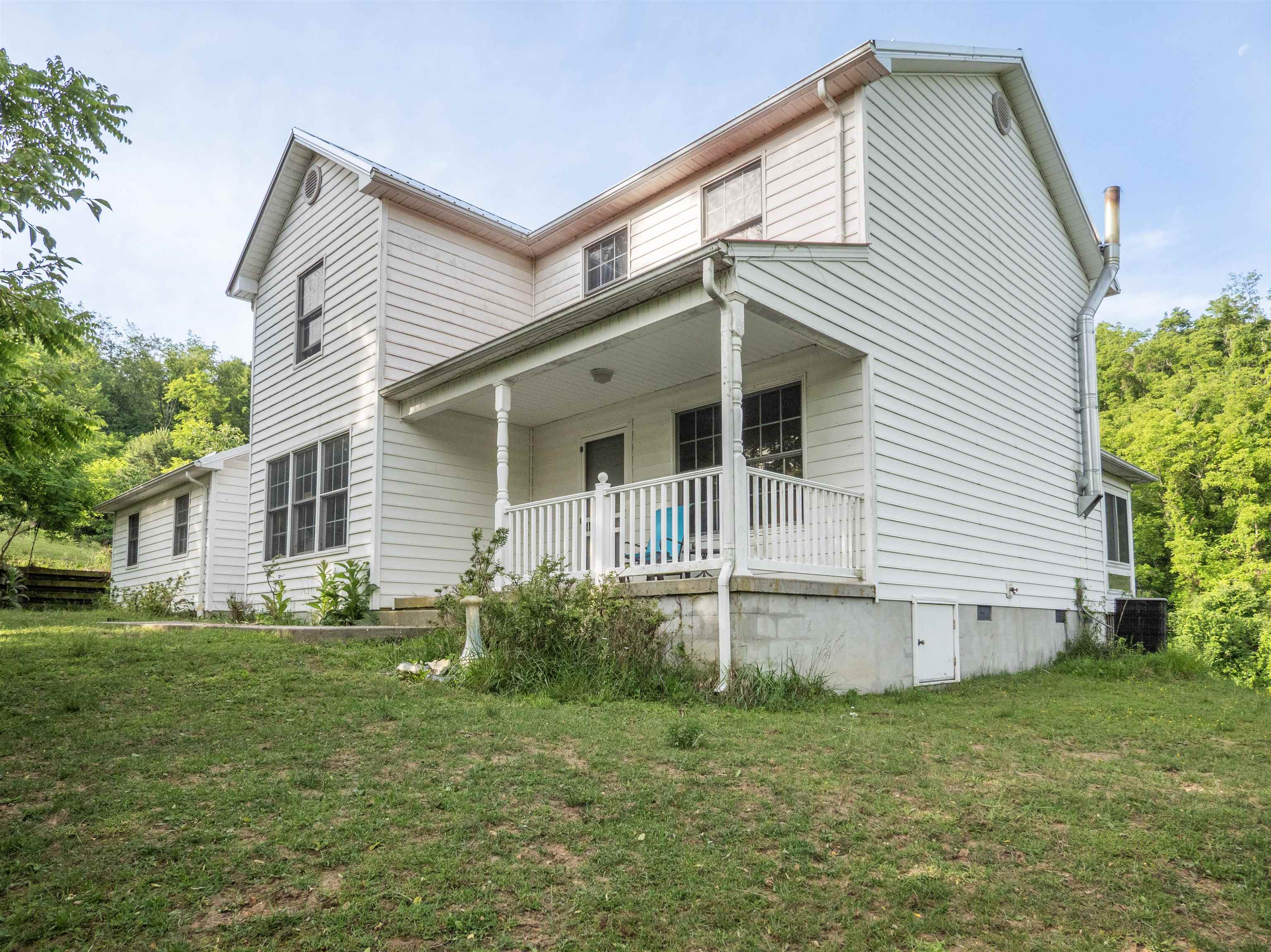 1761 Conners Valley Road Draper VA 24324